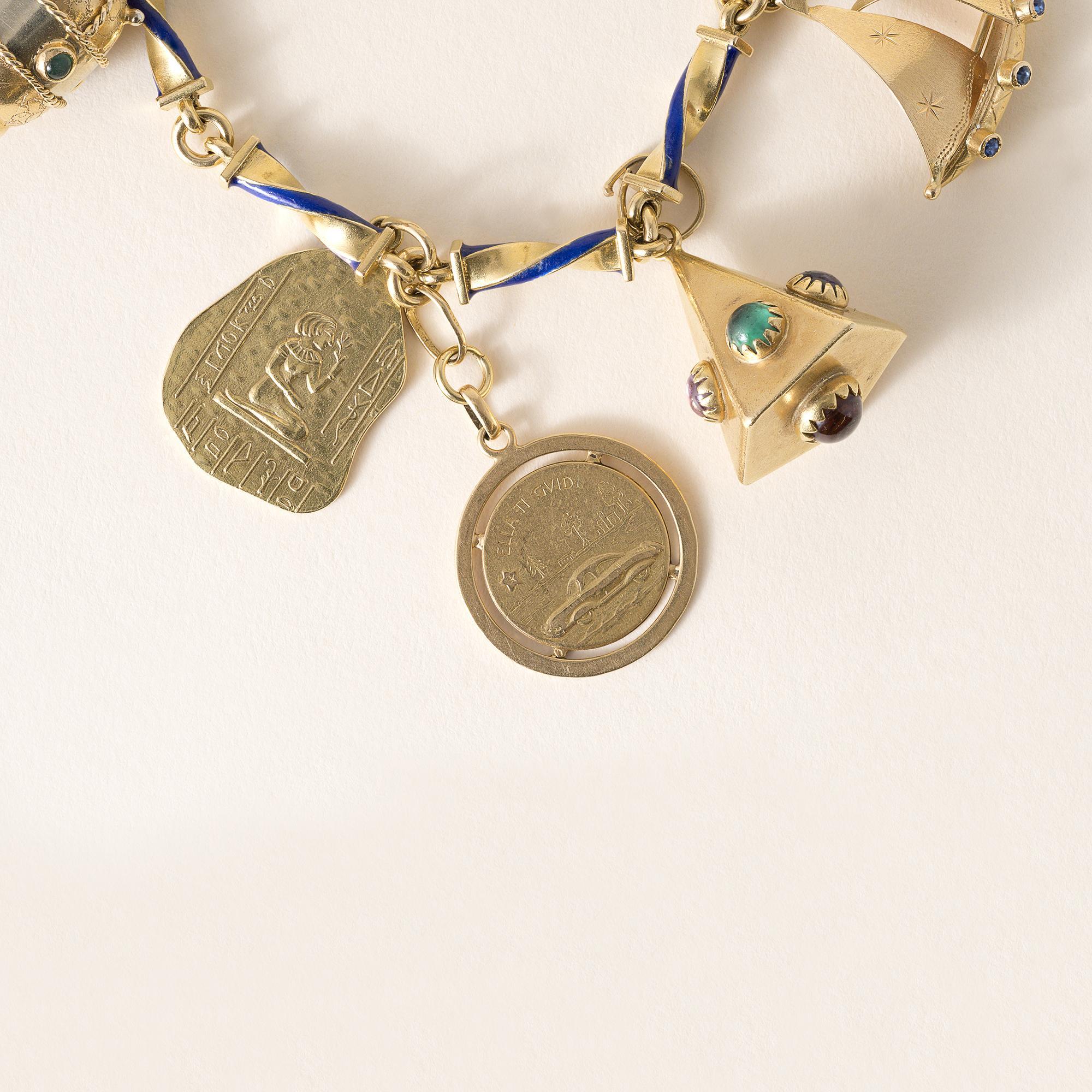 Bracciale Charm Multi Vintage in oro 18K su catena con smalto in vendita 2