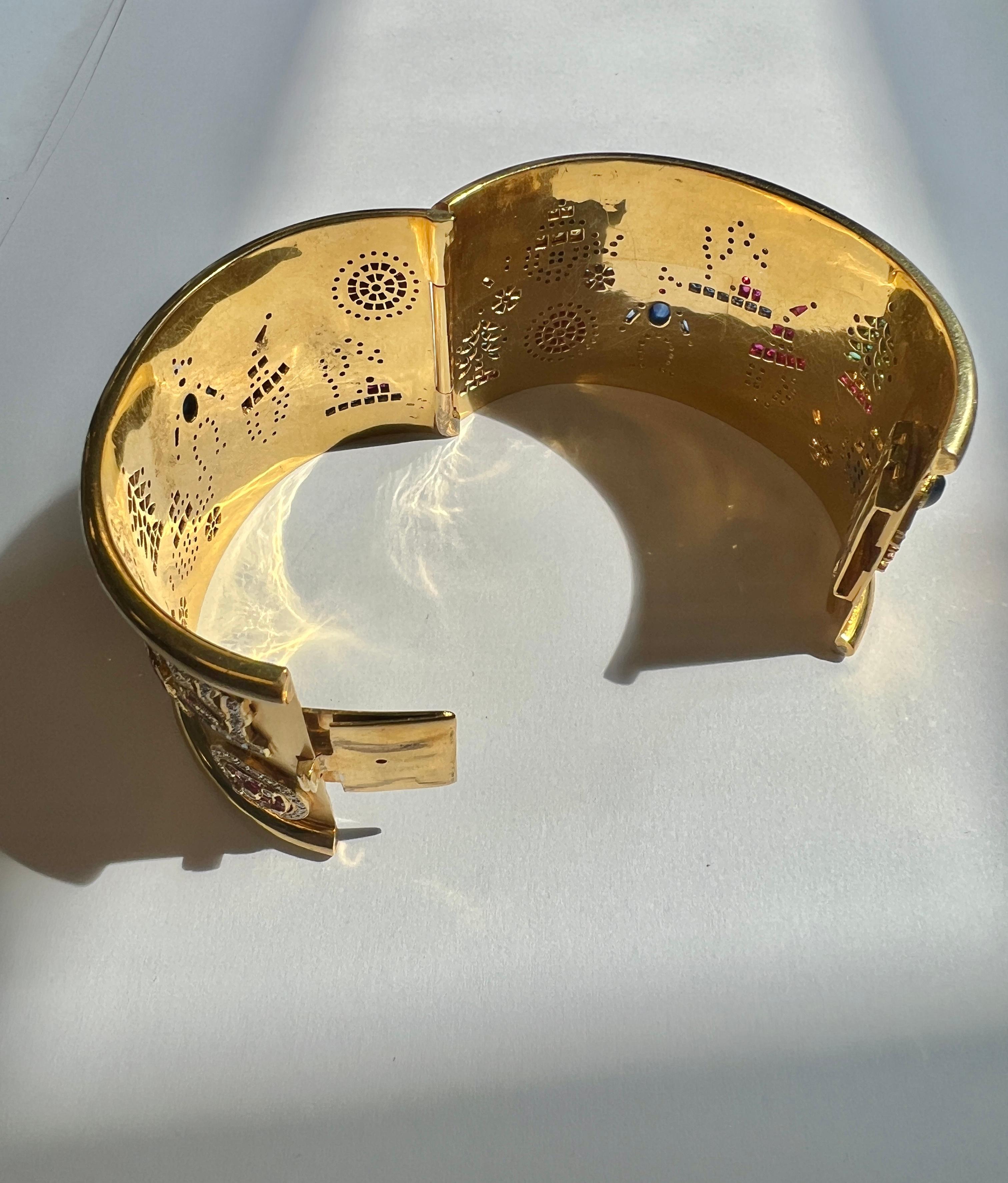 Taglio brillante 18k Gold Multicolor Gemstones Bangle Bracelet in vendita