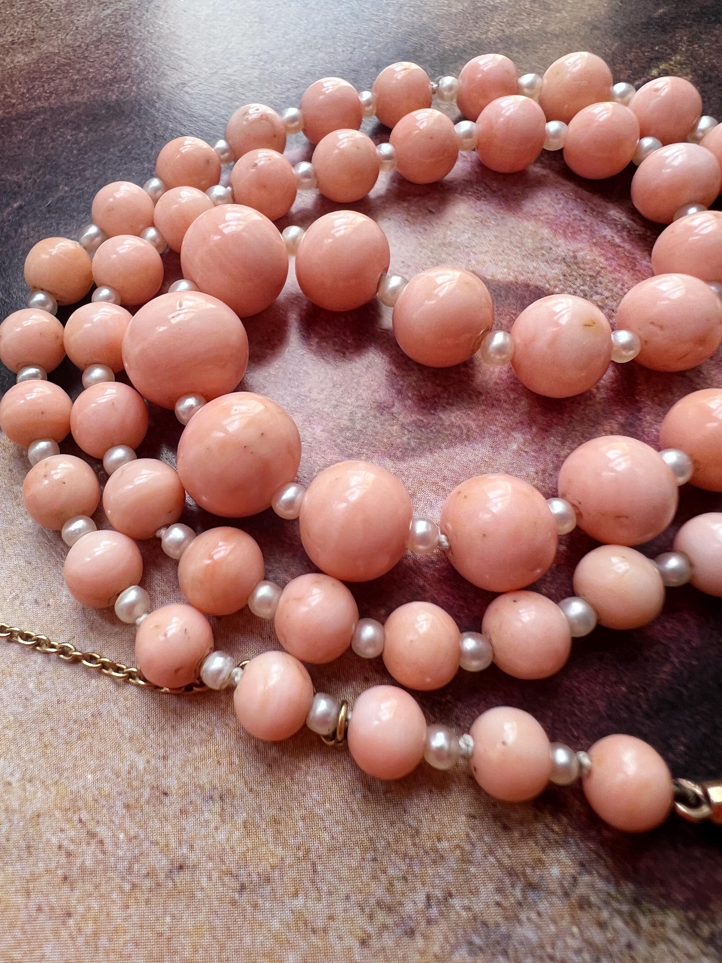 18k Gold Natural Angel Skin Pink Coral Pearl Necklace For Sale 4