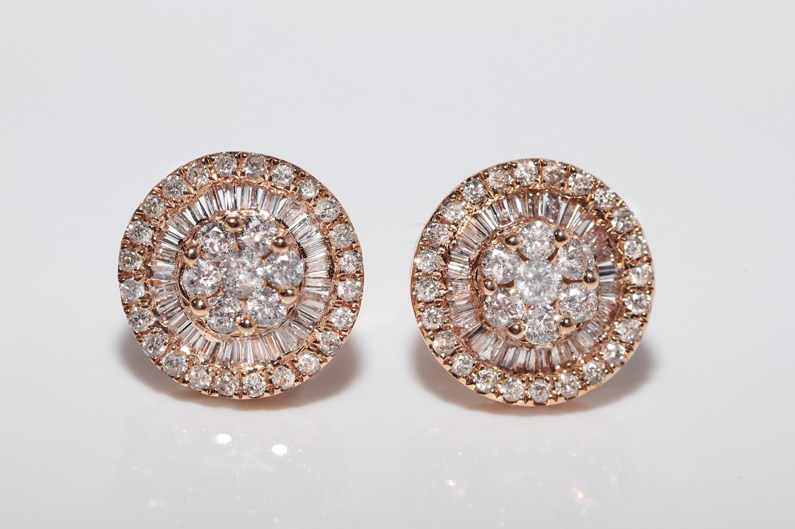 Taille baguette Boucles d'oreilles en or 18k ornées de diamants naturels taille baguette et taille brillant en vente