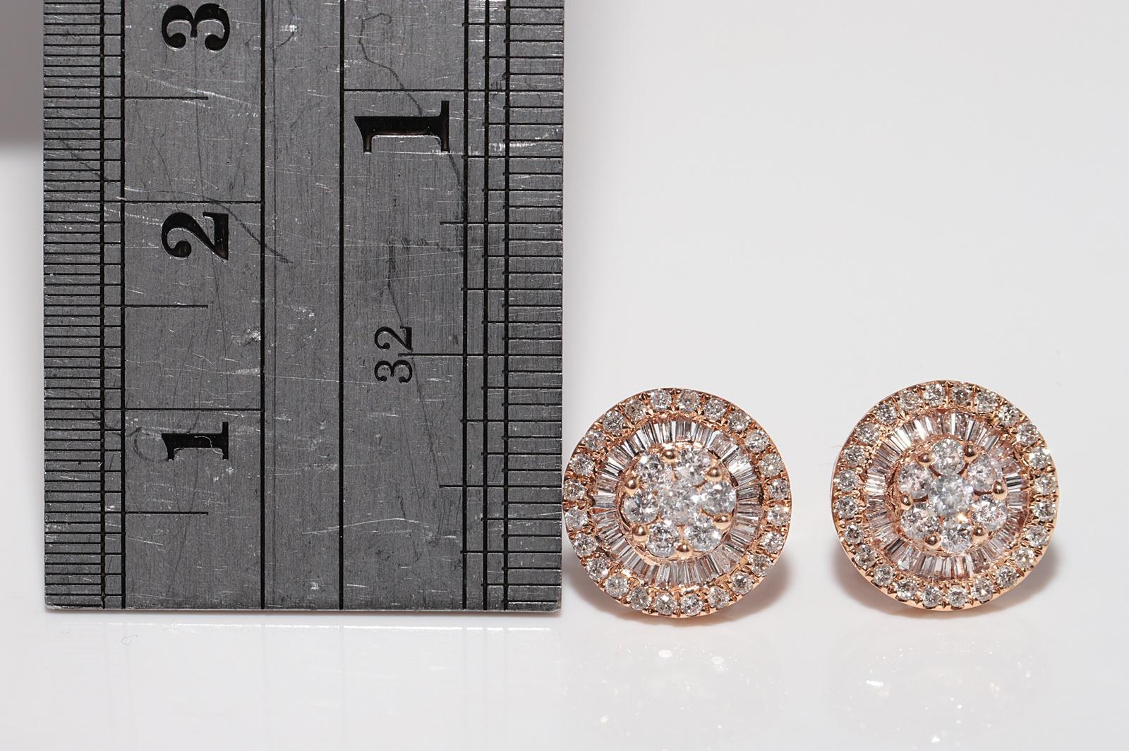 Boucles d'oreilles en or 18k ornées de diamants naturels taille baguette et taille brillant Bon état - En vente à Fatih/İstanbul, 34
