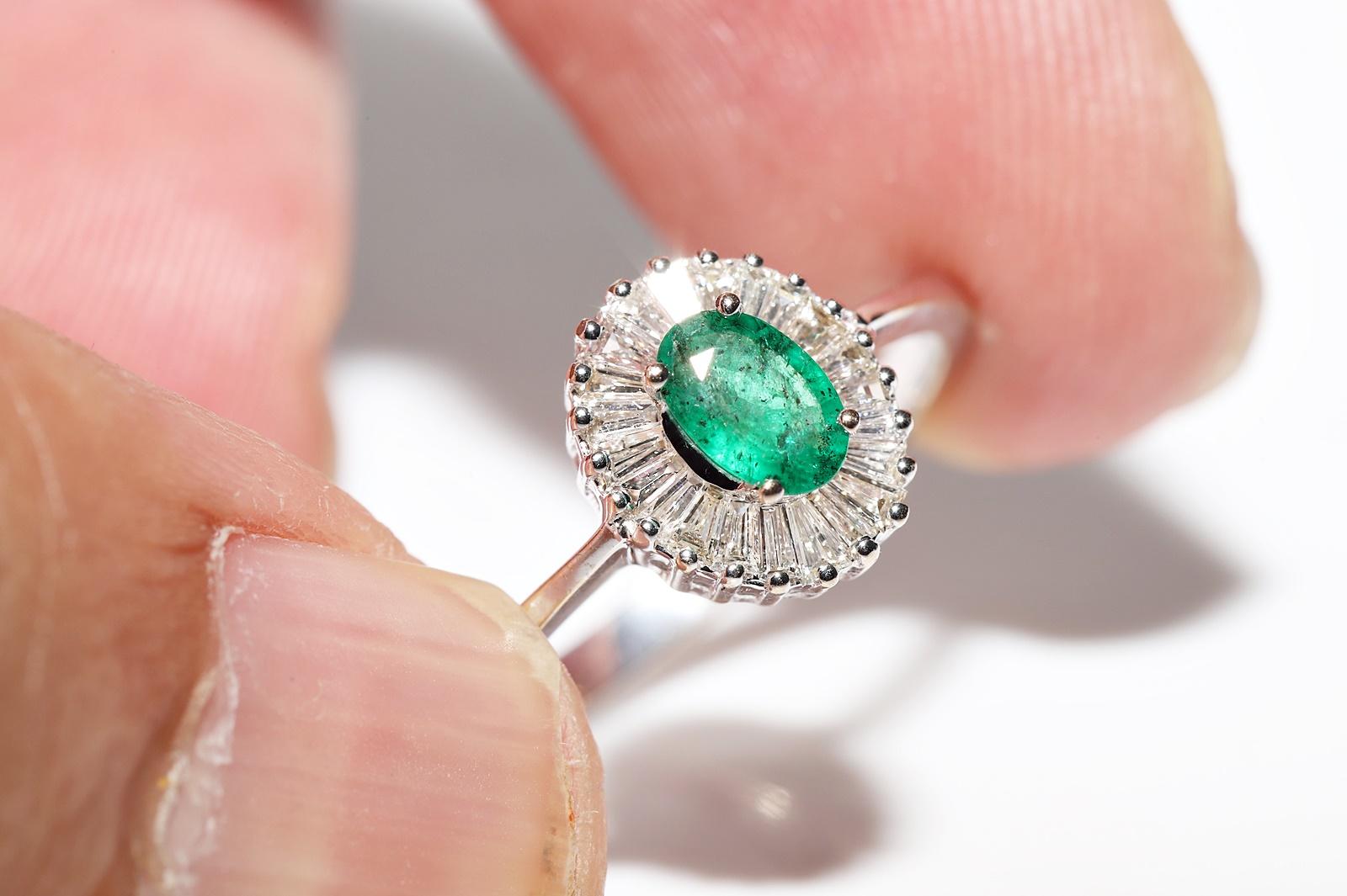 18k Gold Natural Baguette Cut Diamond And Oval Emerald Decorated Ring For Sale 9