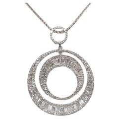 18k Gold Natural Baguette Cut Diamond Decorated Pendant Necklace