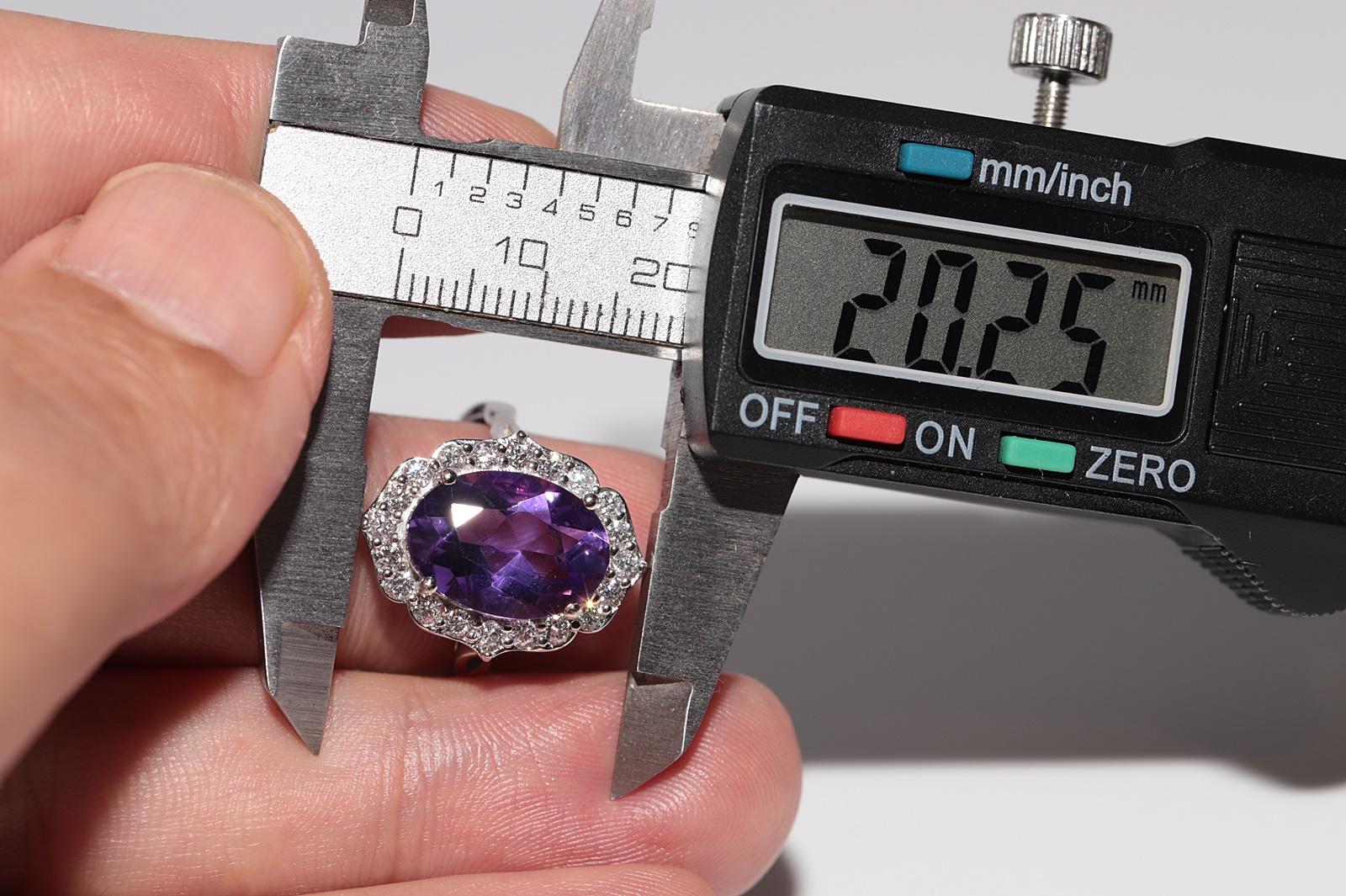Anillo Fuerte de Oro de 18 K Decorado con Diamantes Naturales y Amatistas en venta 5