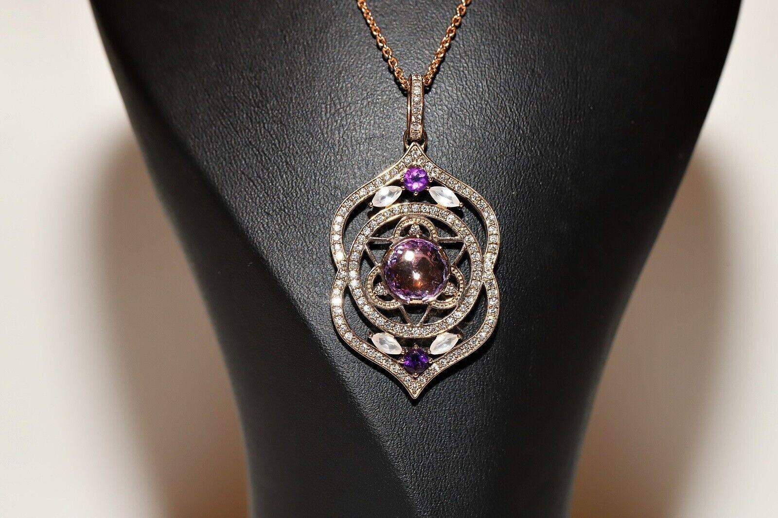 18k Gold Natural Diamond And Amethyst Decrated Pretty Pendant Necklace For Sale 7