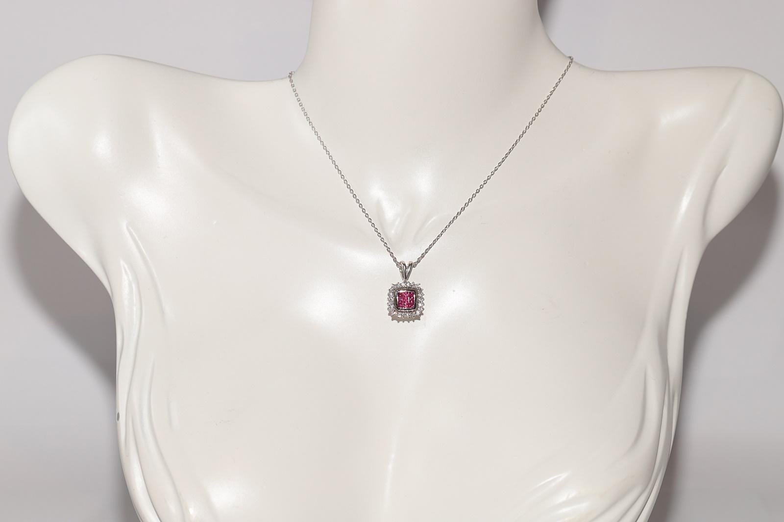 Moderne Collier à deux faces en or 18k orné de diamants naturels et de rubis taille baguette en vente