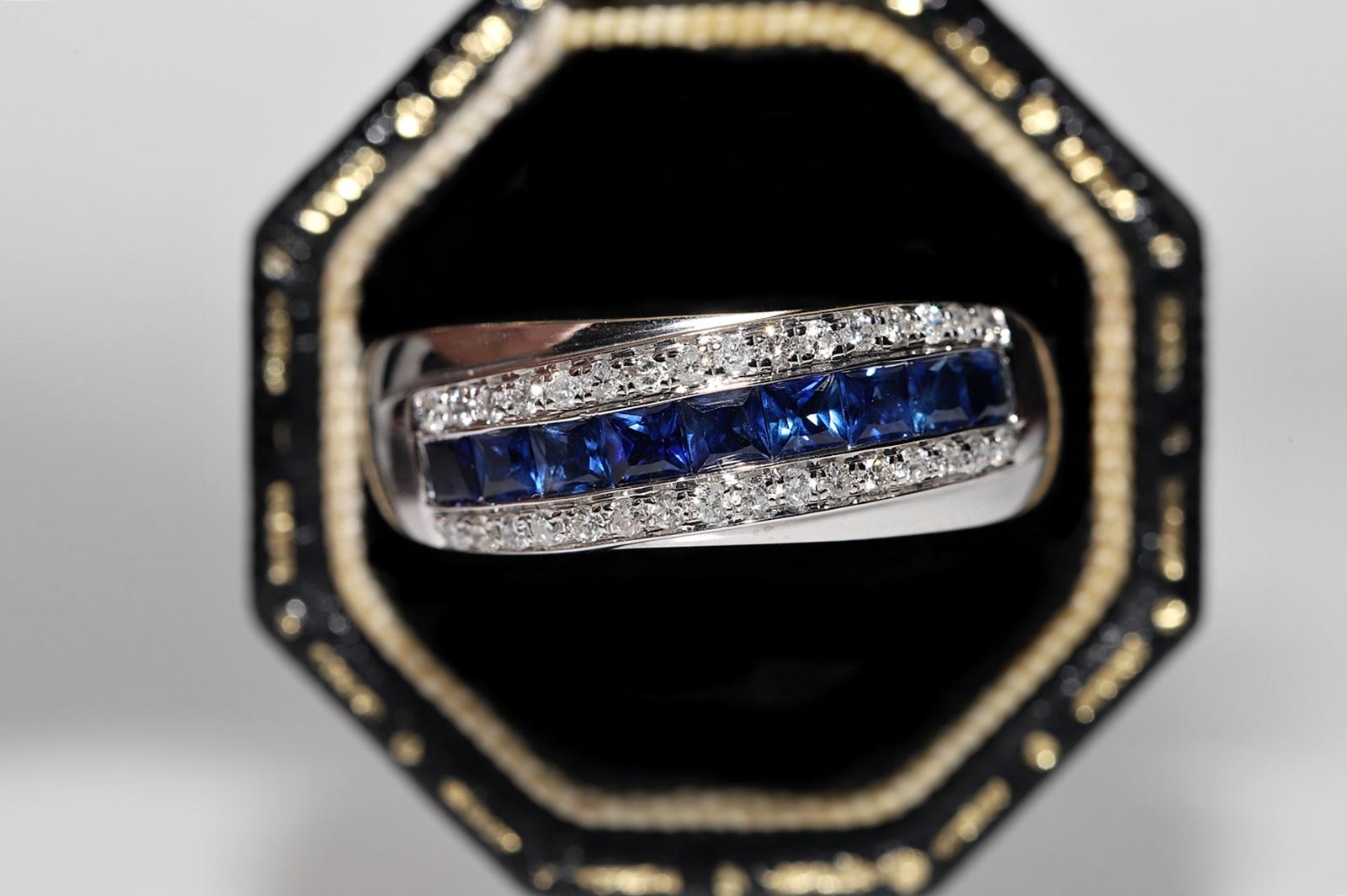 Bague en or 18k ornée d'un diamant naturel et d'un saphir taille baguette Pour femmes en vente