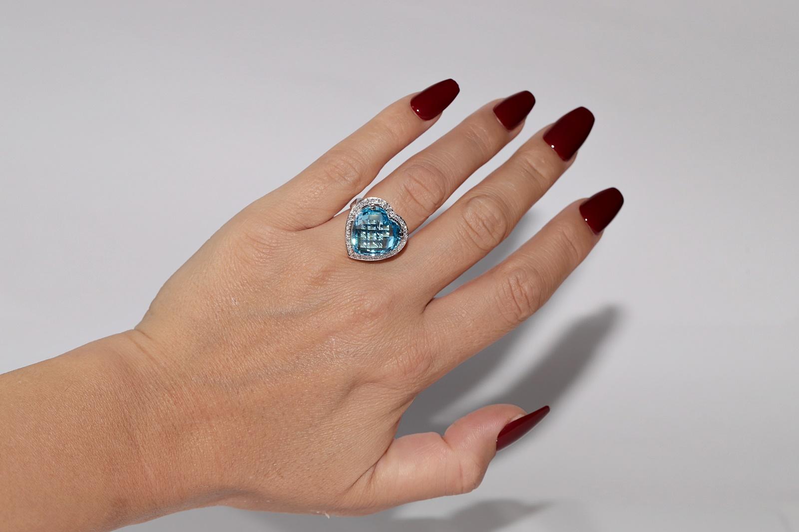 Bague en or 18 carats ornée d'un diamant naturel et d'une topaze bleue en forme de coeur fort en vente 6