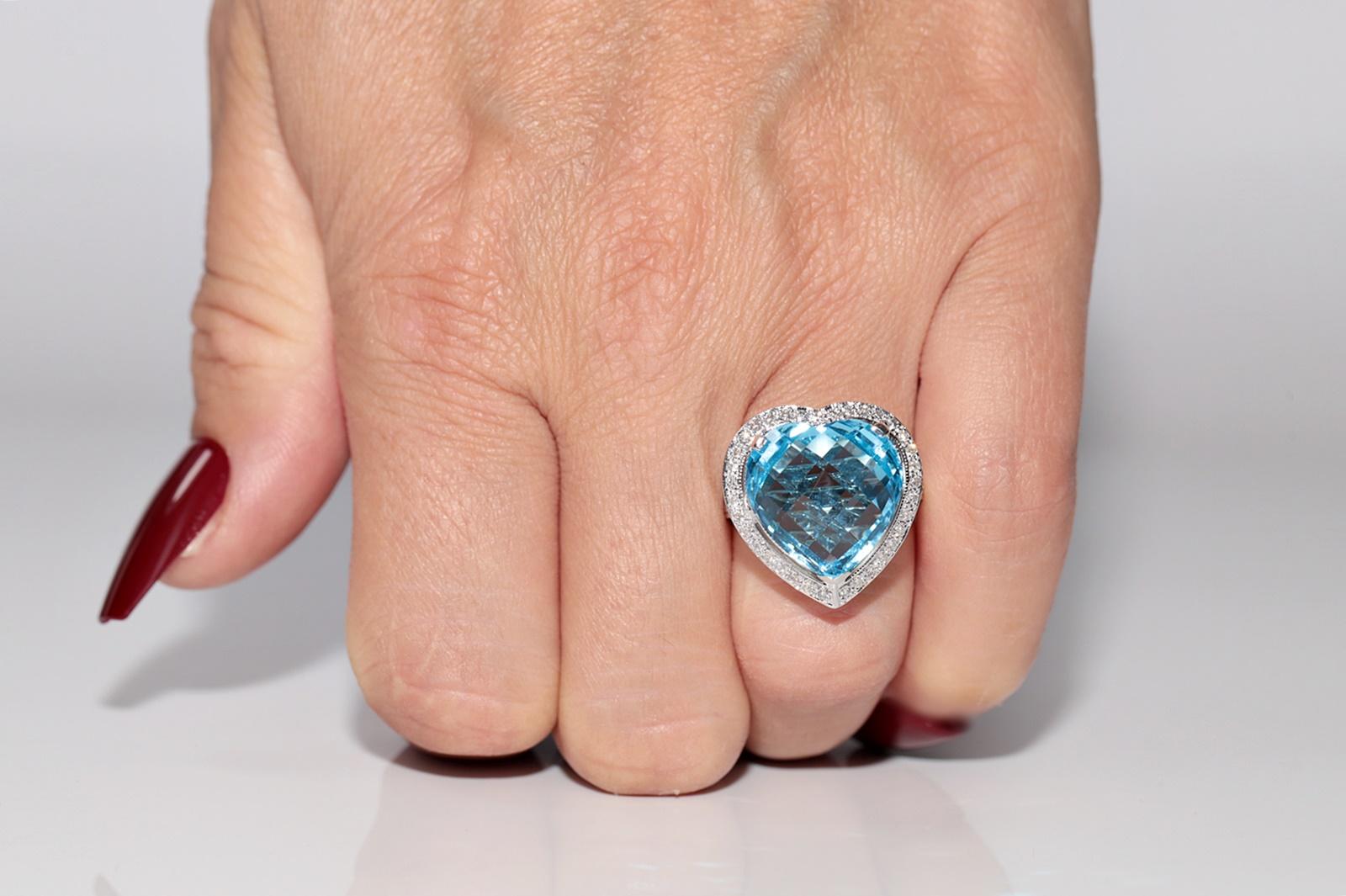 Bague en or 18 carats ornée d'un diamant naturel et d'une topaze bleue en forme de coeur fort en vente 7
