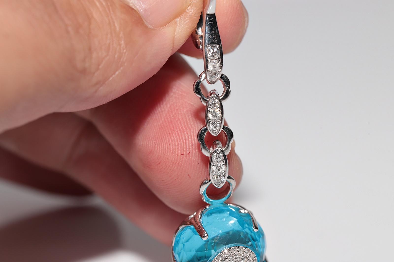 18 Karat Gold Natürlicher Diamant und blauer Topas Dekorierter starker hübscher tropfenförmiger Ohrring im Angebot 4