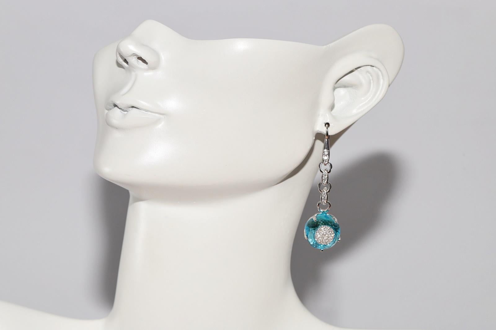 18k Gold Natural Diamond And Blue Topaz Decorated Strong Pretty Drop Earring For Sale 10