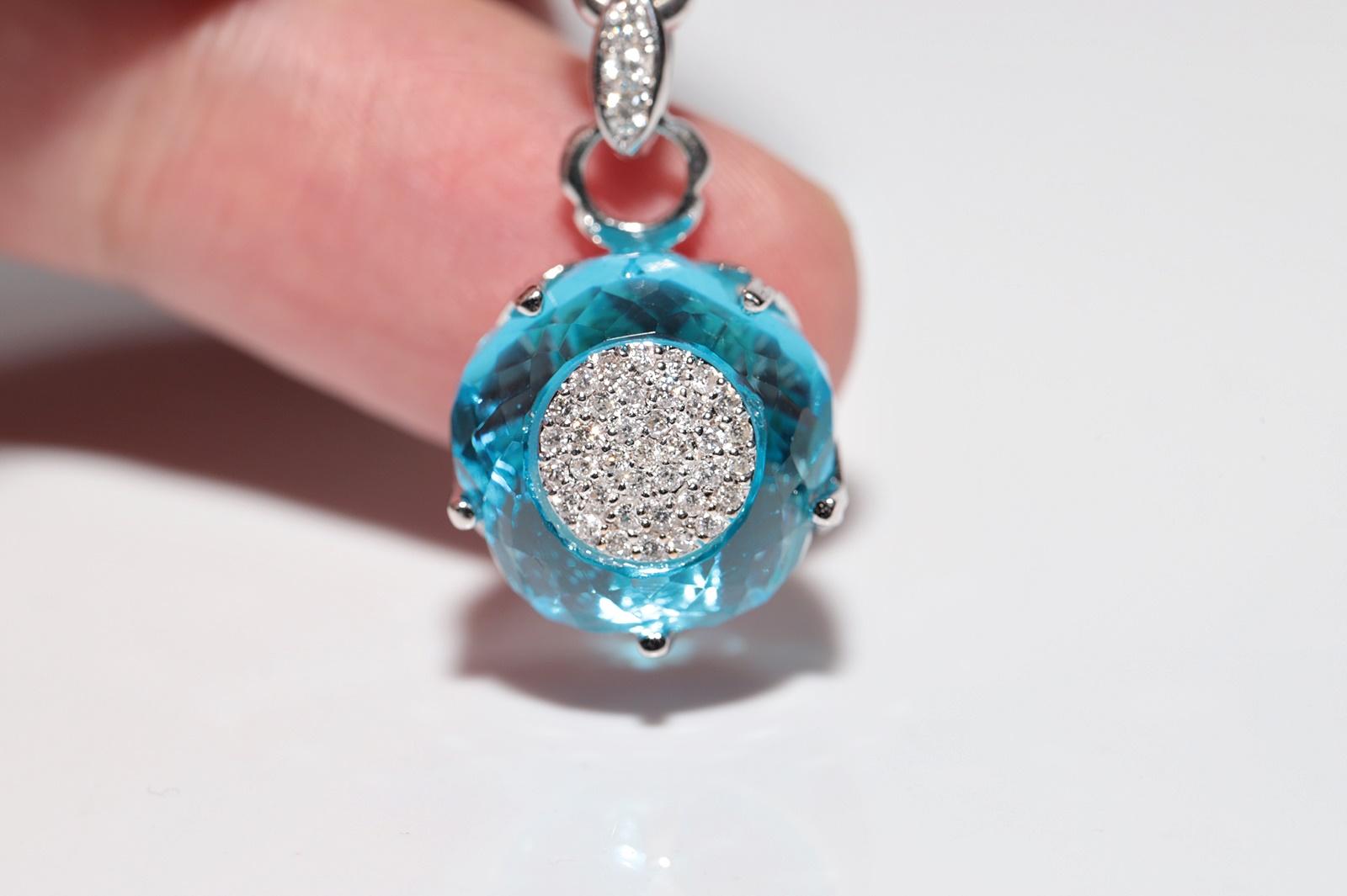 18 Karat Gold Natürlicher Diamant und blauer Topas Dekorierter starker hübscher tropfenförmiger Ohrring im Angebot 2