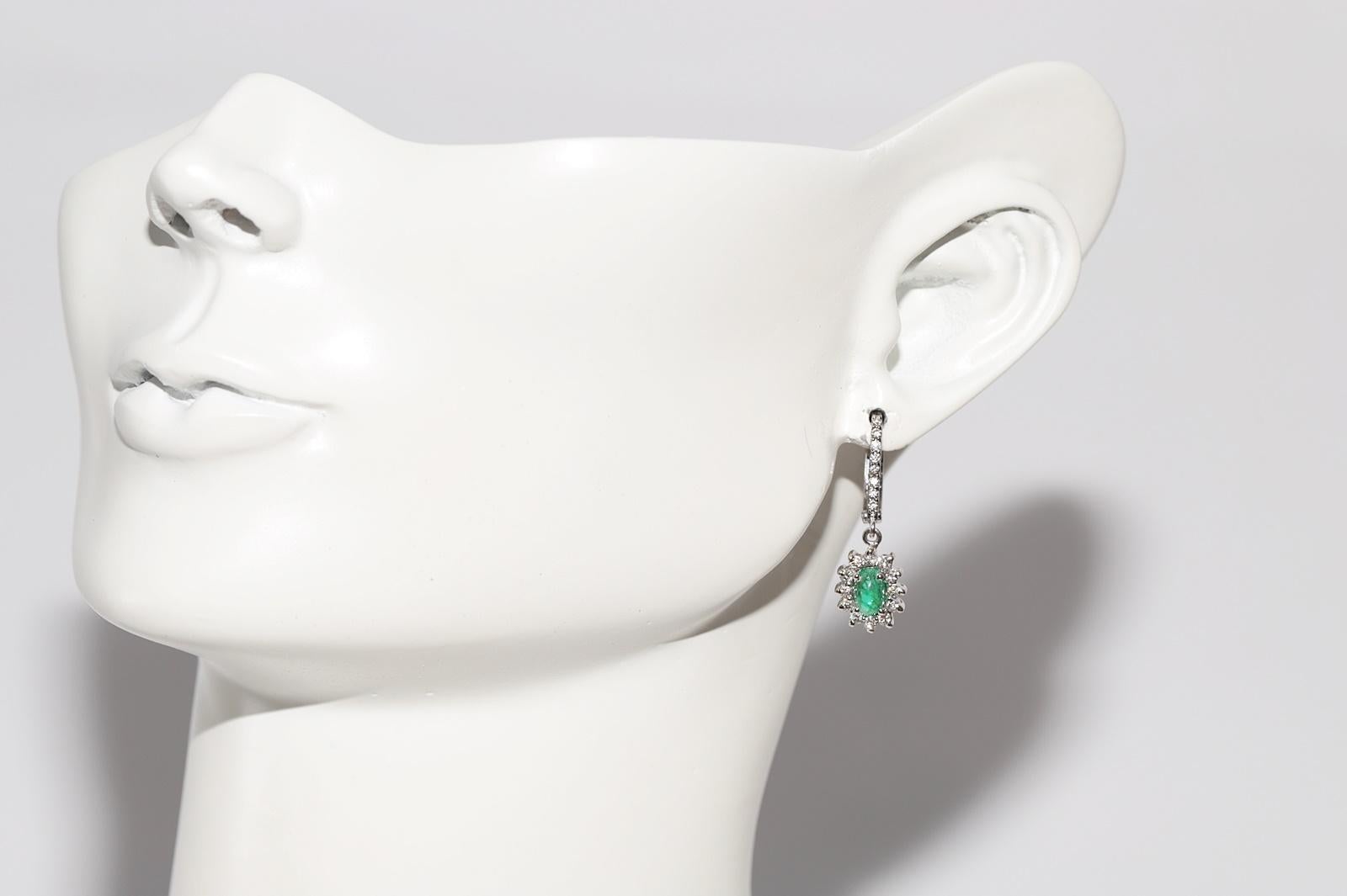 18k Gold Natural Diamond And Cabochon Cut Emerald Decorated Drop Earring For Sale 8