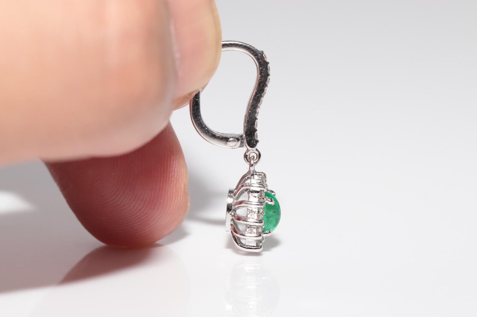 18k Gold Natural Diamond And Cabochon Cut Emerald Decorated Drop Earring For Sale 2