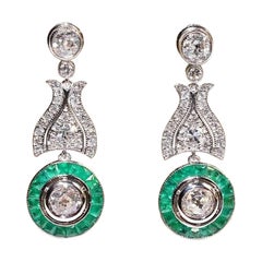 18K Gold Natural Diamond And Caliber Cut Emerald Decorated Drop Earring