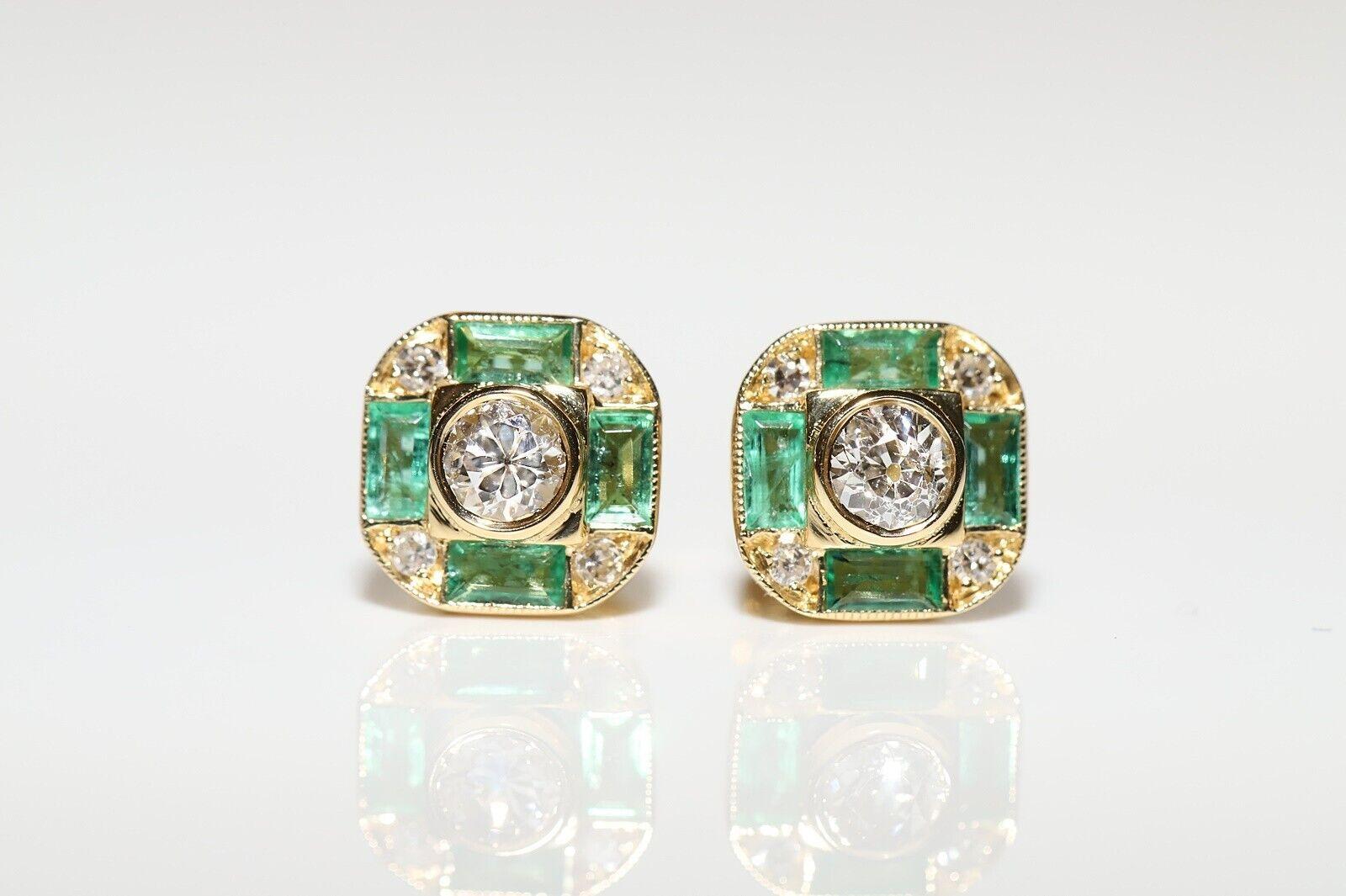 Modern 18k Gold Natural Diamond And Caliber Emerald Decorated Earring For Sale