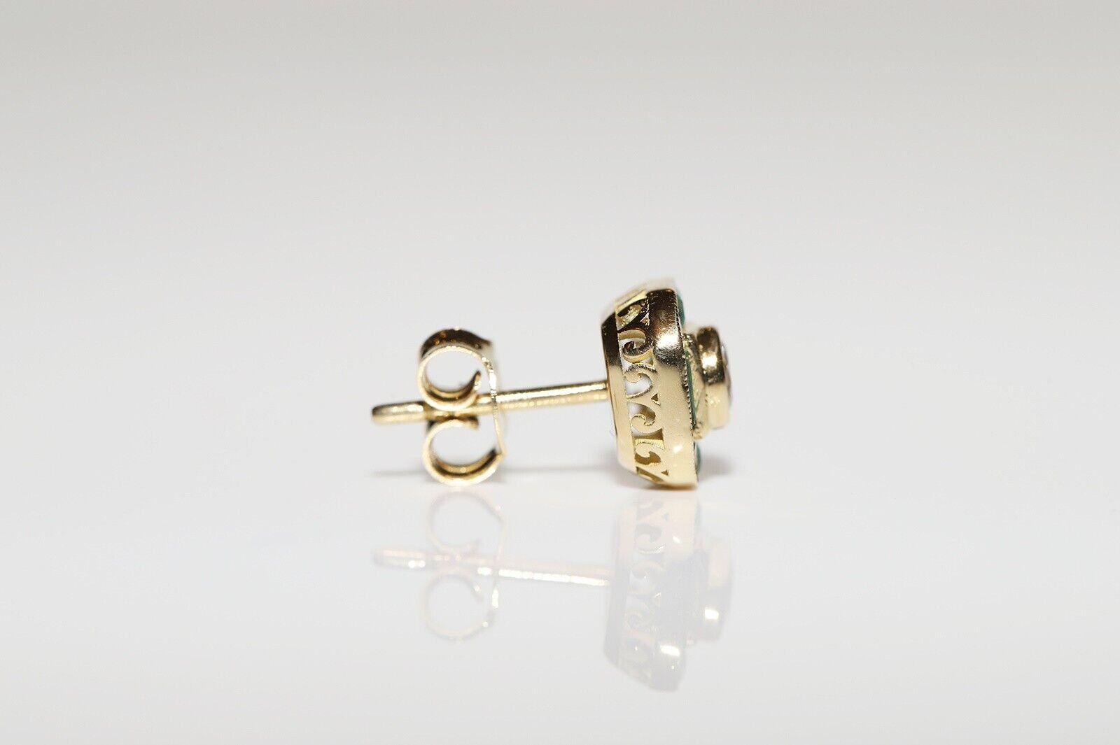 Boucles d'oreilles décorées en or 18 carats, diamants naturels et émeraudes calibrées Pour femmes en vente