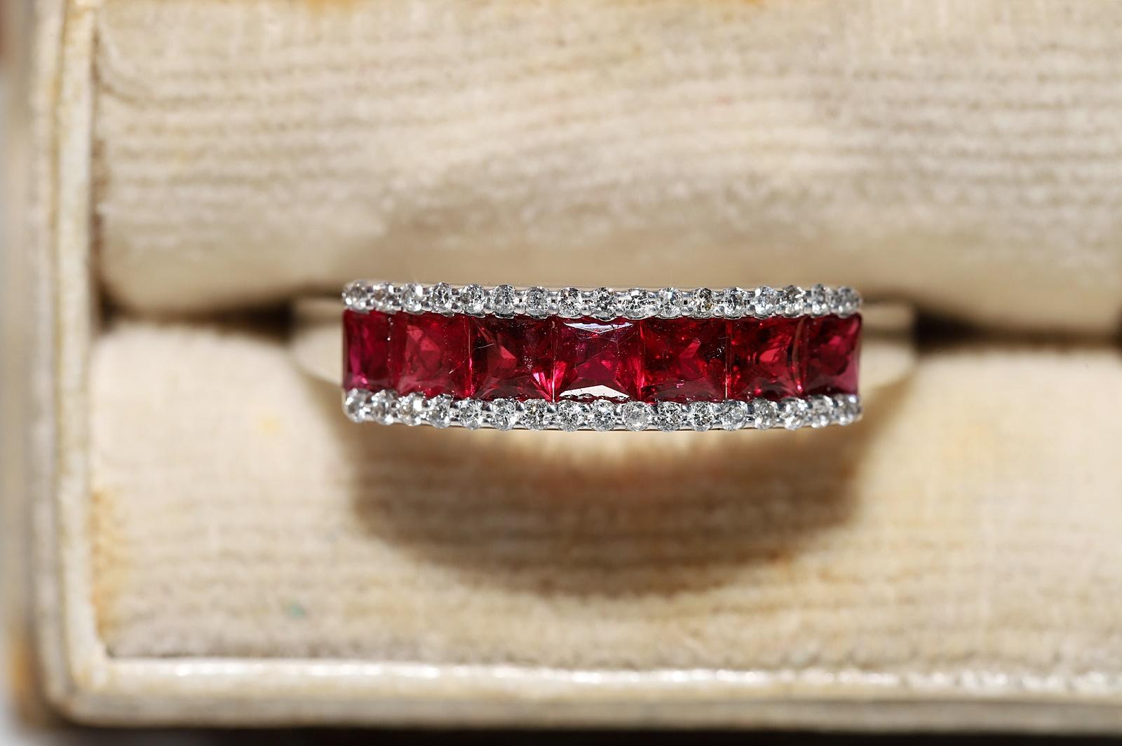 In very good condition.
Total weight is 2.1 grams.
Totally is diamond 0.10 ct.
The diamond is has F-G color and vvs-vs clarity.
Totally is ruby 0.78 ct.
Ring size is US 6.5 (We offer free resizing)
We can make any size.
Box is not included.
Please