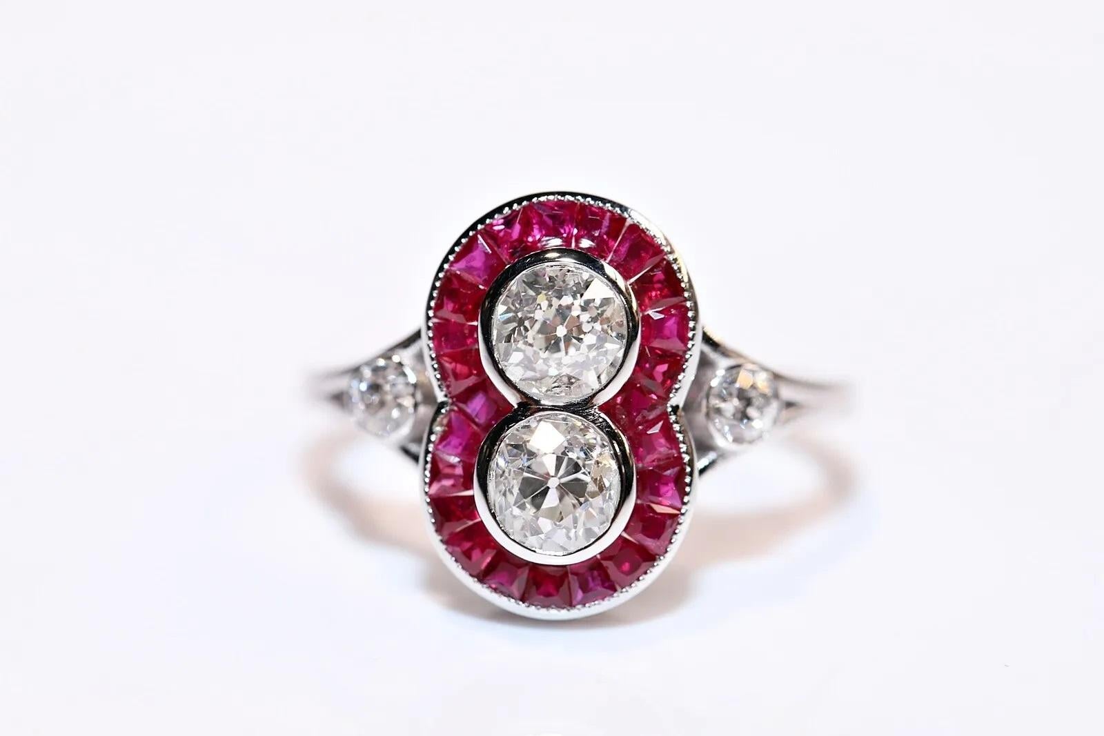 Modern 18k Gold Natural Diamond And Caliber Ruby Decorated Ring For Sale