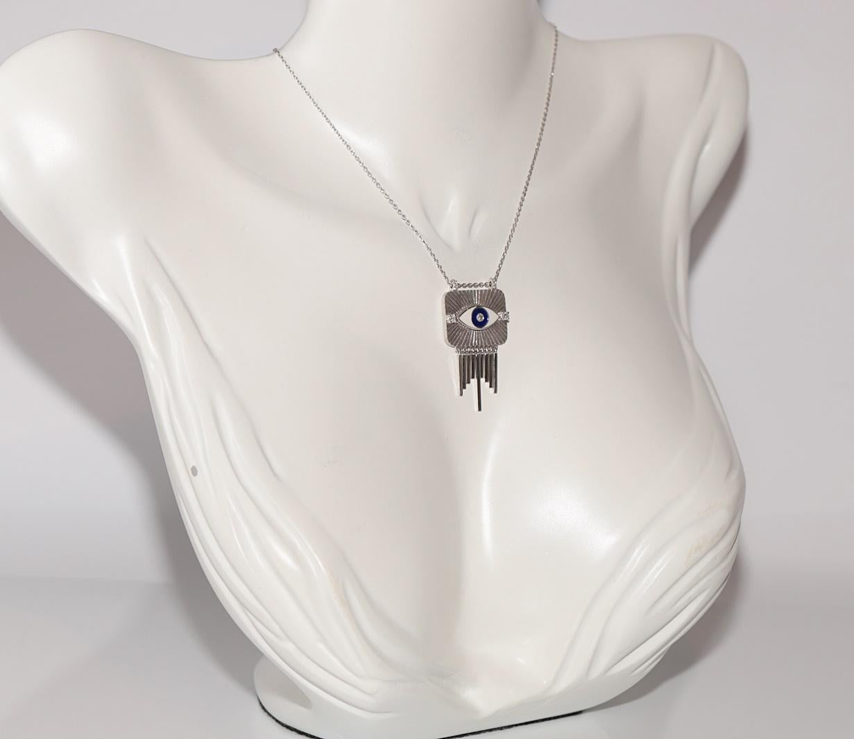 Collana con ciondolo decorato con diamanti naturali e smalto in oro 18k In condizioni buone in vendita a Fatih/İstanbul, 34