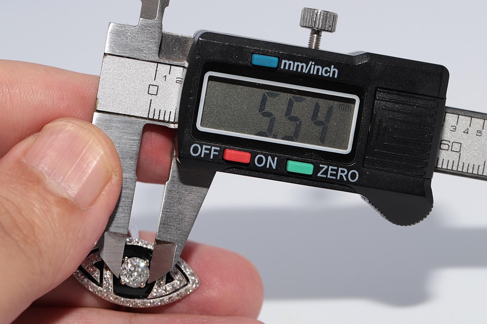 Anello Navette decorato con diamanti naturali e onice in oro 18k in vendita 5