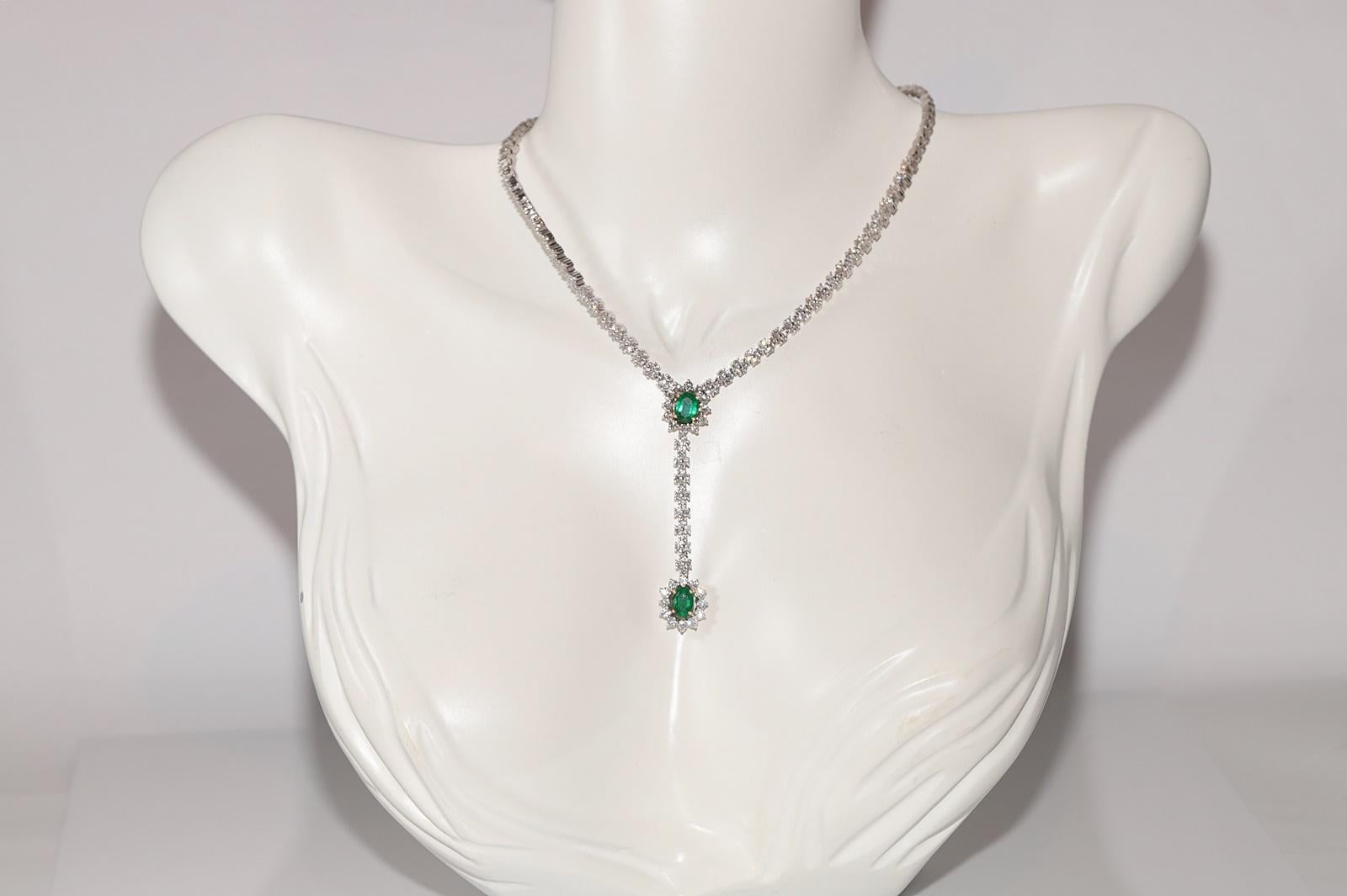 In very good condition.
Total weight is 32.2 grams.
Totally is diamond 4.30 ct.
The diamond is has G-H color and vvs-vs clarity.
Total lenght is chain 42 cm.
Please contact for any questions.