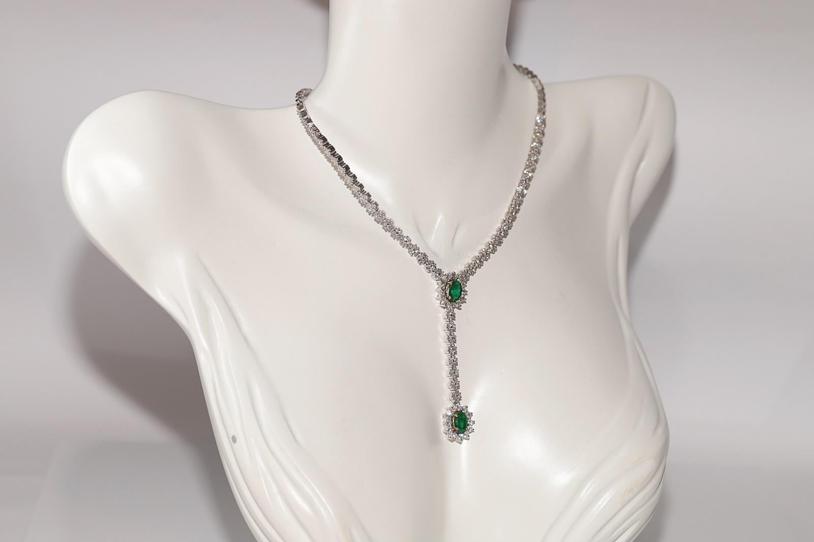 18k Gold Natural Diamond And Oval Cut Emerald Decorated Necklace In Good Condition For Sale In Fatih/İstanbul, 34