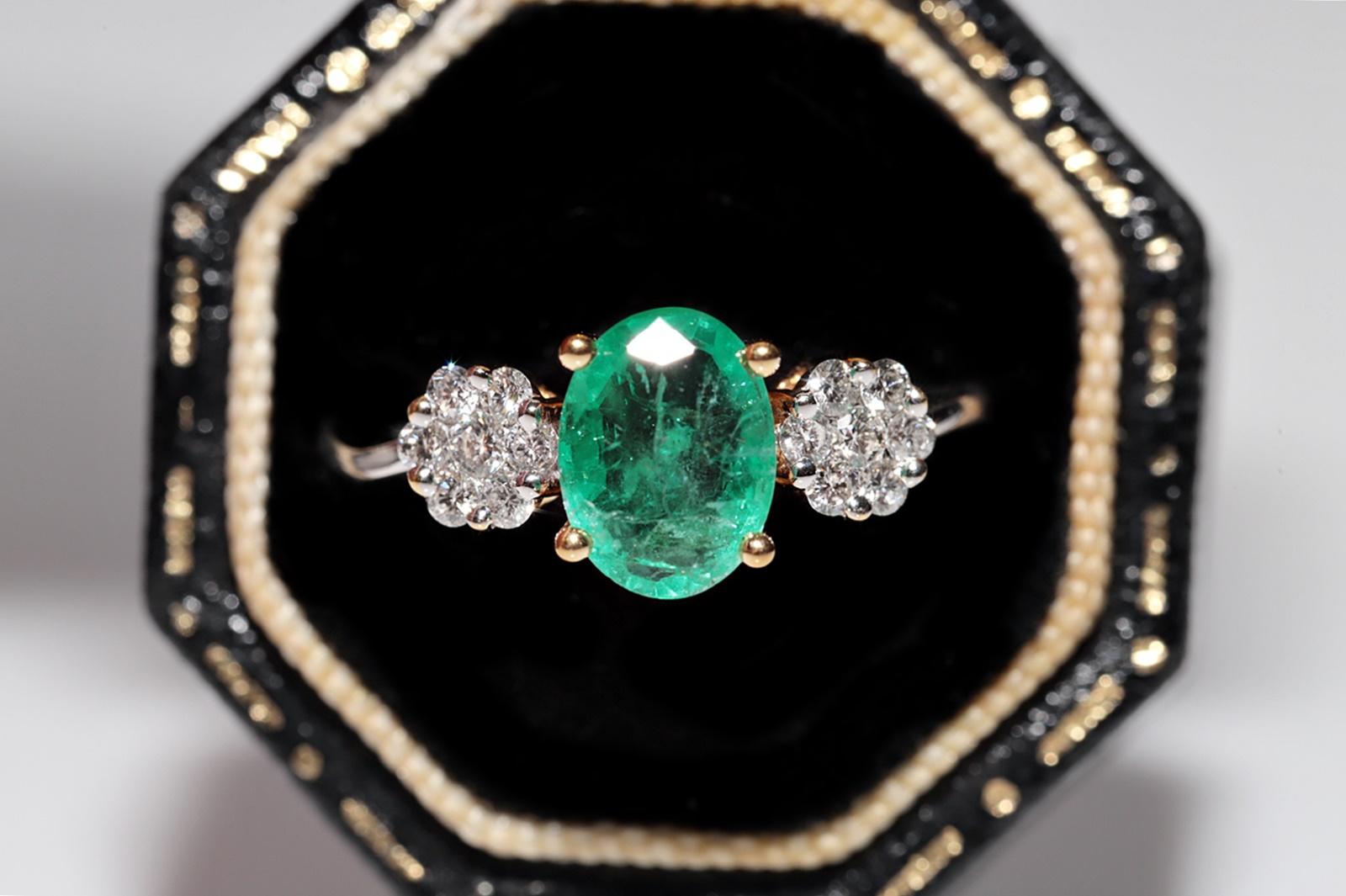 In very good condition.
Total weight is 2.9 grams.
Totally is diamond 0.30 ct.
Totally is emerald 1.10 ct.
The diamond is has G-H color and vvs-vs clarity.
Ring size is US 5.75 
We can make any size.
Box is not included.
Please contact for any