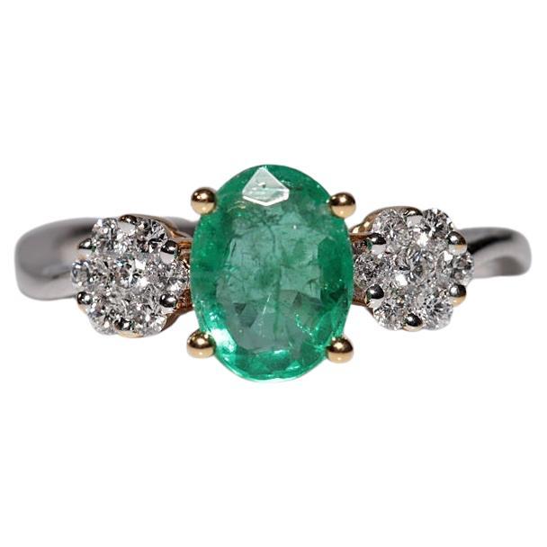 18k Gold Natural Diamond And Oval Cut Emerald Decorated Ring For Sale