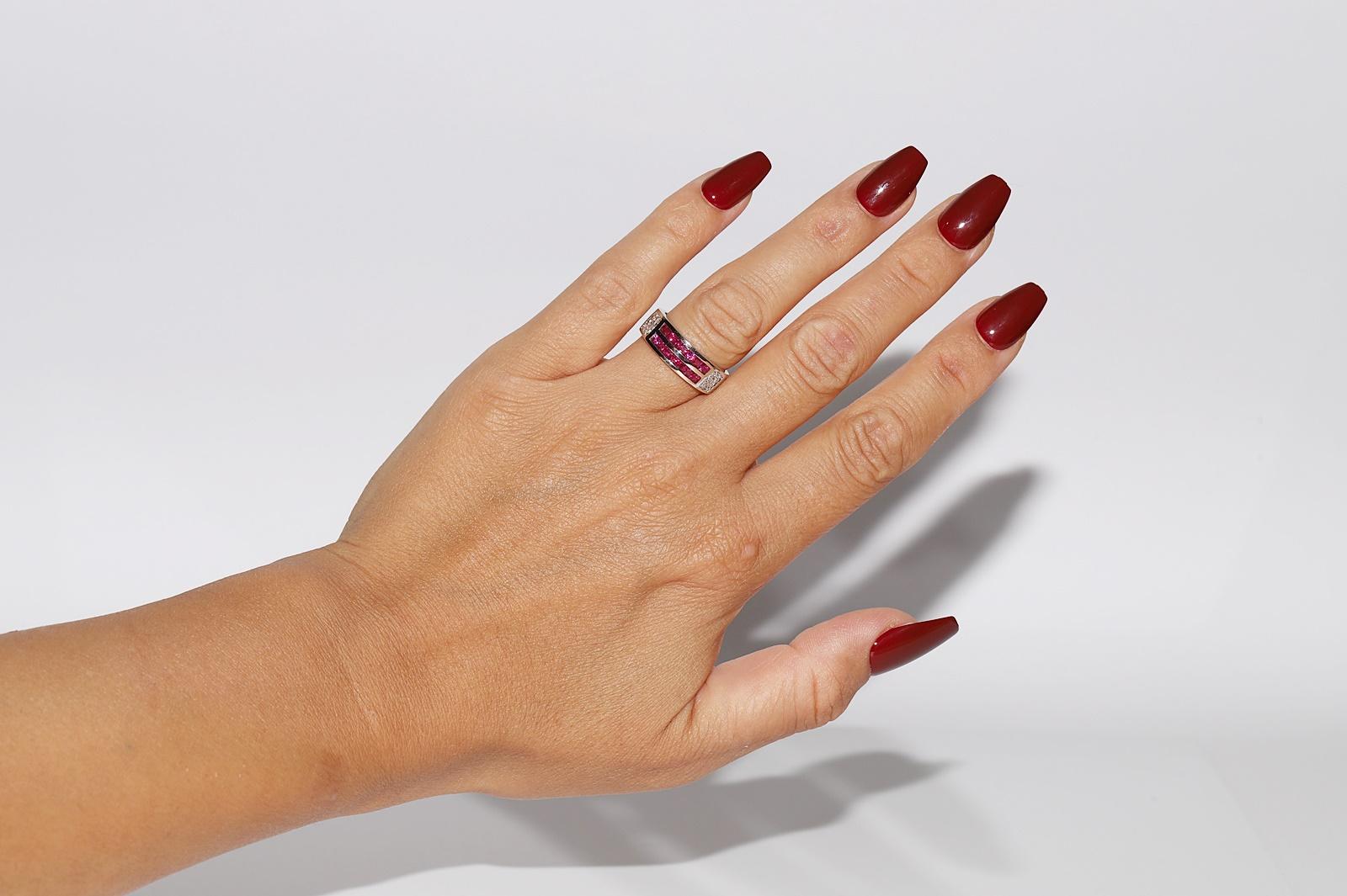 18k Gold Natural Diamond And Princess Cut Natural Ruby Decorated Band Ring For Sale 6