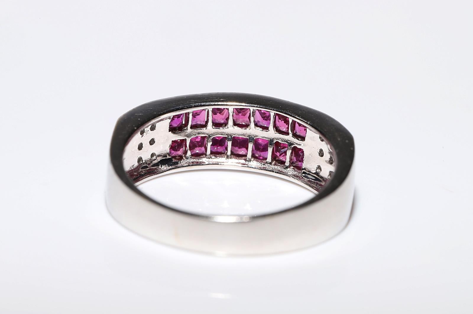 18k Gold Natural Diamond And Princess Cut Natural Ruby Decorated Band Ring For Sale 3