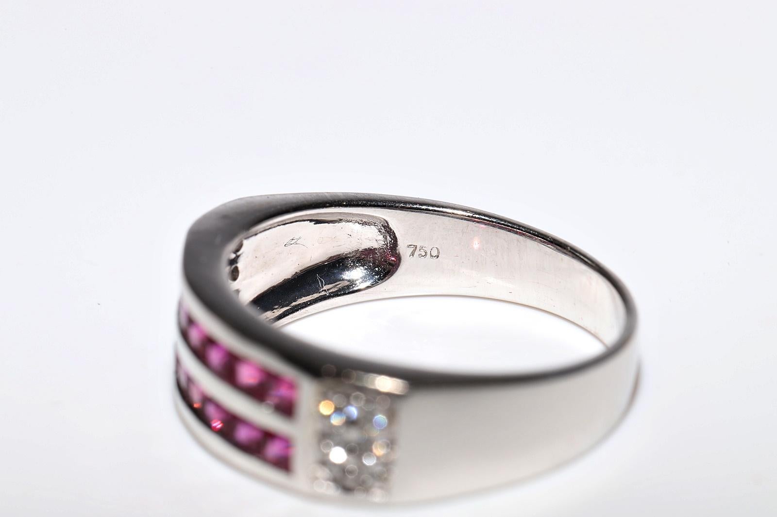 18k Gold Natural Diamond And Princess Cut Natural Ruby Decorated Band Ring For Sale 4