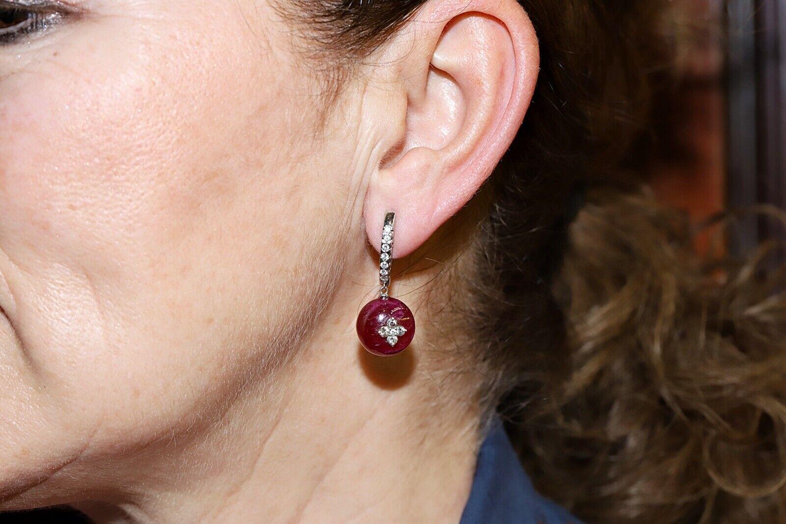 Boucle d'oreille pendante en or 18 carats avec diamant naturel et rubis, fabriquée en Italie par Ponte Vecchio en vente 4