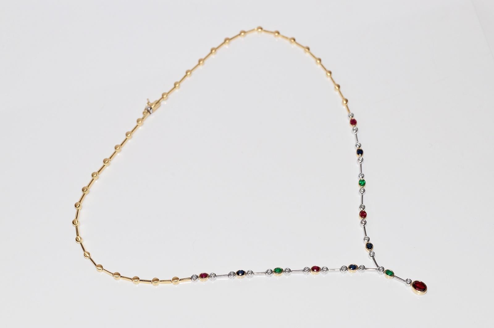 Collar de Oro de 18 K Decorado con Diamantes Naturales y Zafiro Esmeralda y Rubí en venta 9