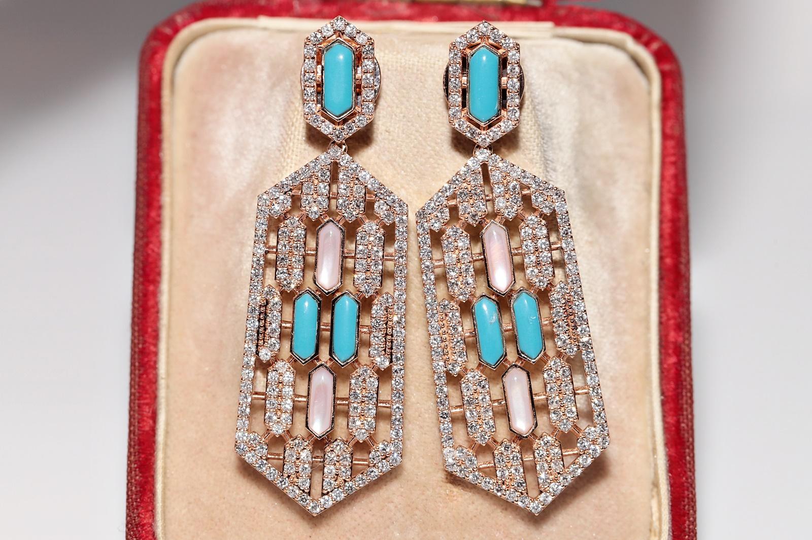 In sehr gutem Zustand.
Das Gesamtgewicht beträgt 17,4 Gramm.
Insgesamt ist der Diamant 3,83 ct.
Der Diamant ist F-G Farbe und vvs-vs-s1 Klarheit.
Die Schachtel ist nicht enthalten.
Bitte kontaktieren Sie uns bei Fragen.