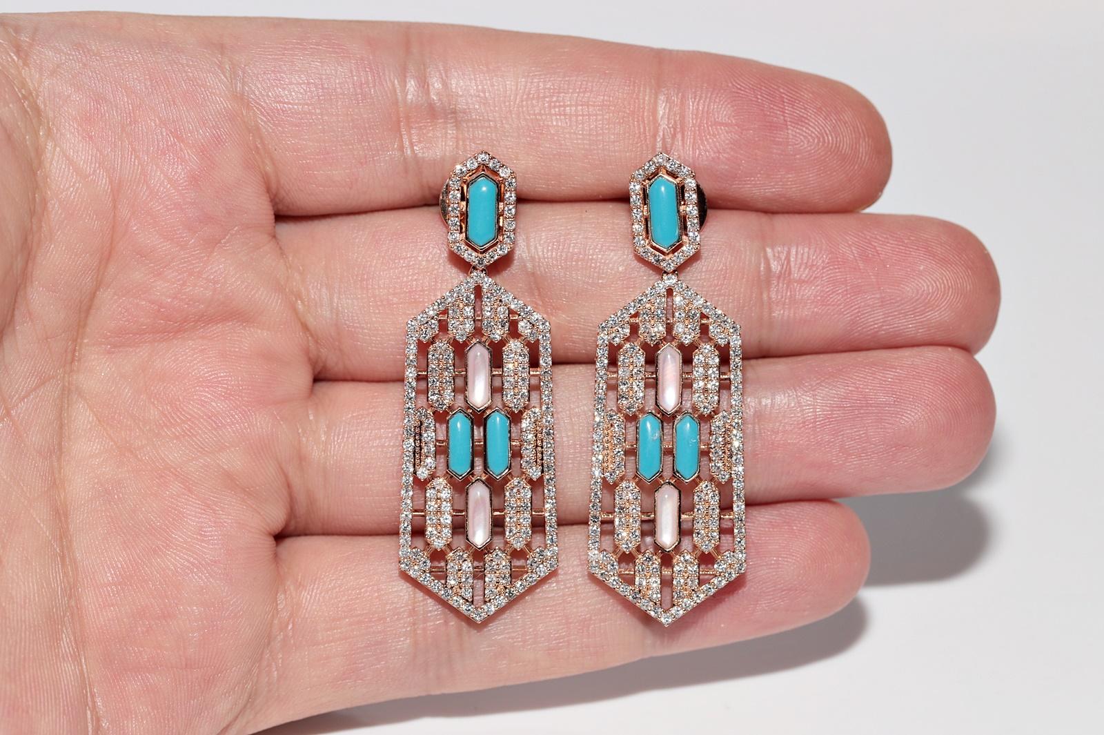 18 Karat Gold Natürlicher Diamant und Türkis Dekorierter Tropfenohrring im Zustand „Neu“ im Angebot in Fatih/İstanbul, 34