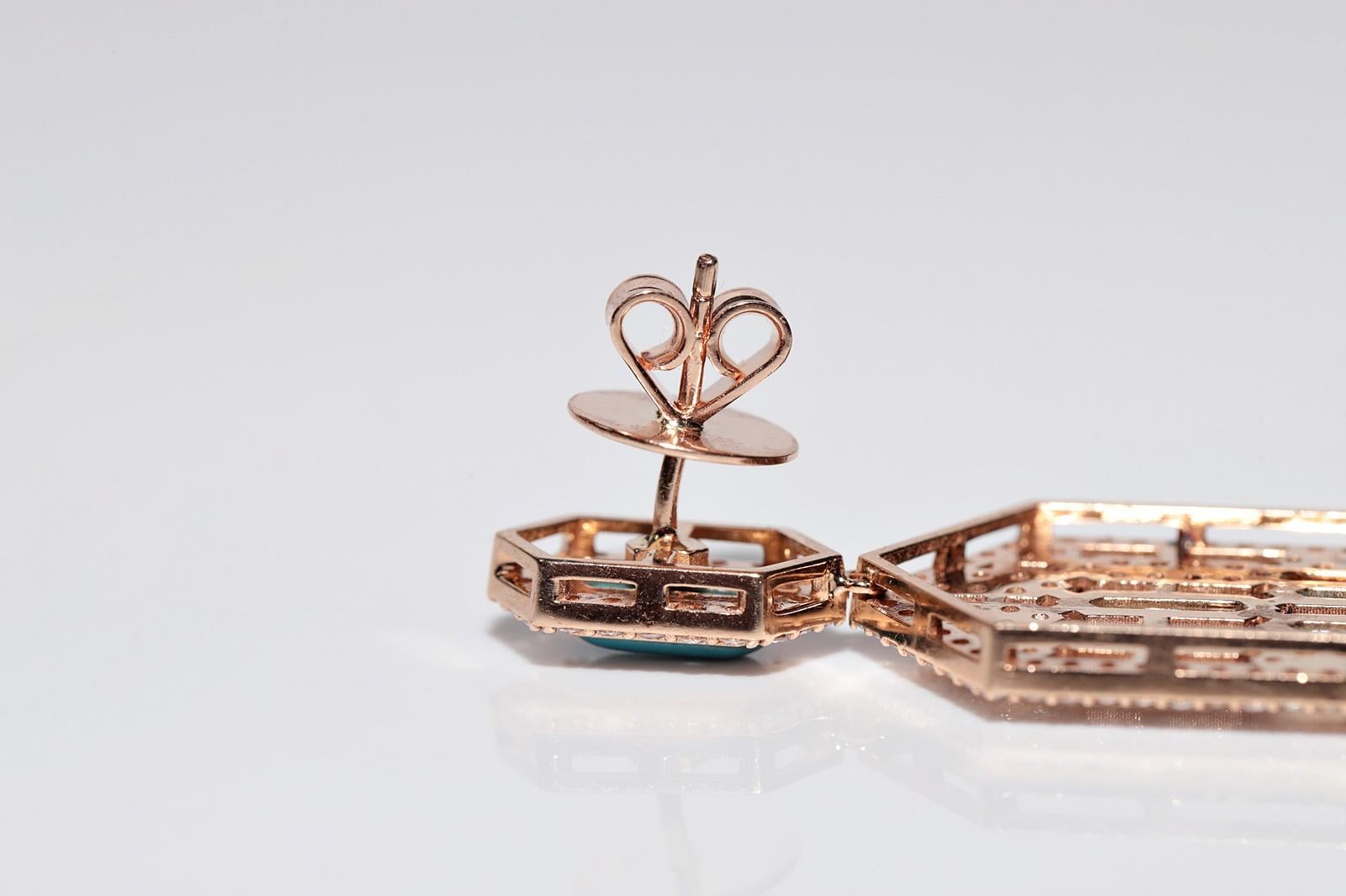 18 Karat Gold Natürlicher Diamant und Türkis Dekorierter Tropfenohrring im Angebot 3