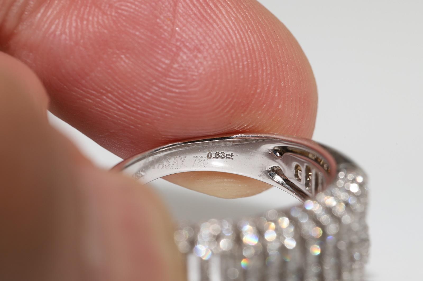 Bague forte en or 18k ornée de diamants naturels en vente 3