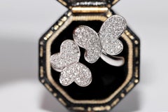18 Karat Gold Natürlicher Diamant Dekorierter Ring mit Schmetterlingsdesign, starker Ring