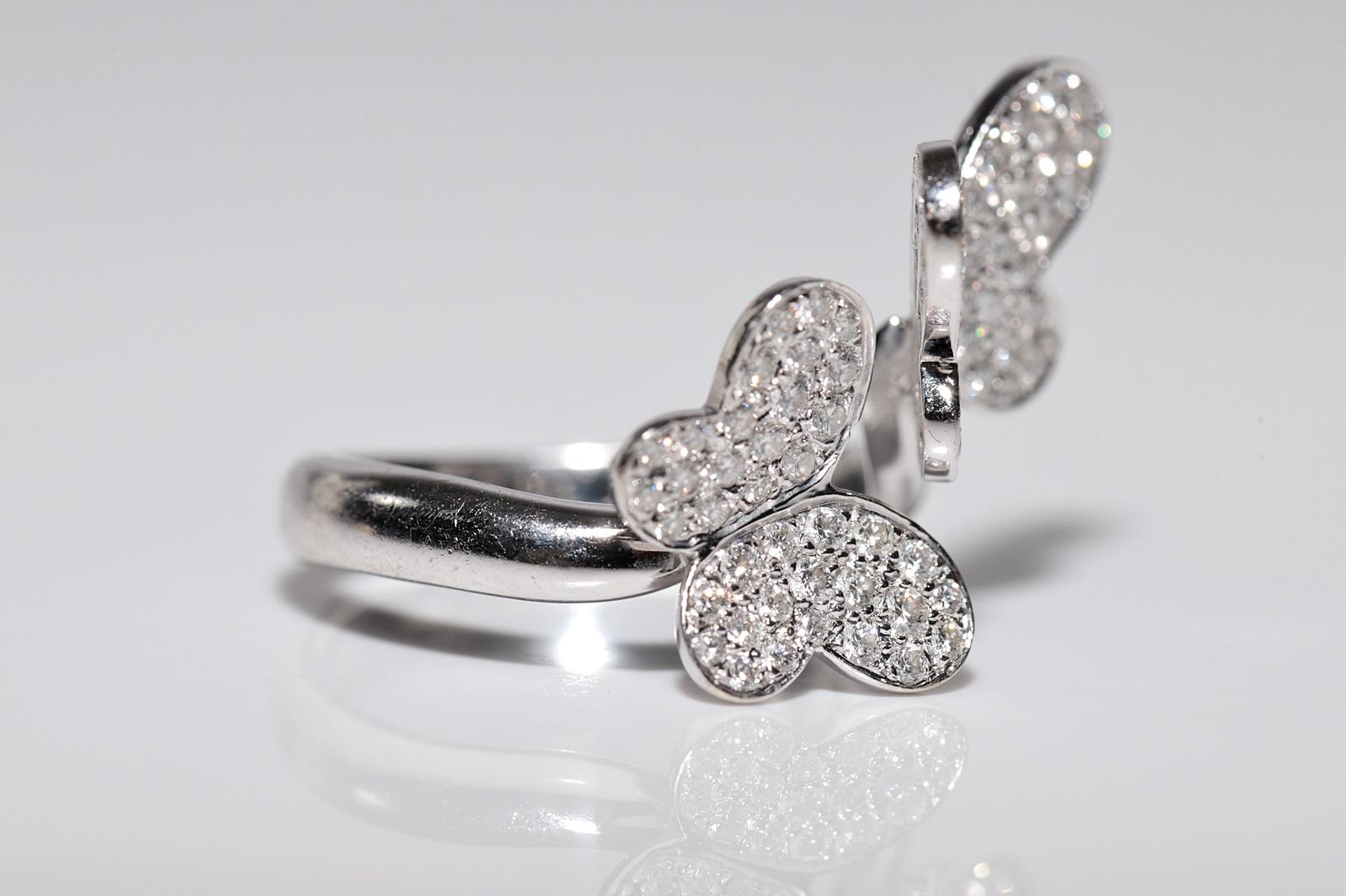 Bague forte en or 18k ornée de diamants naturels et d'un motif de papillon Bon état - En vente à Fatih/İstanbul, 34