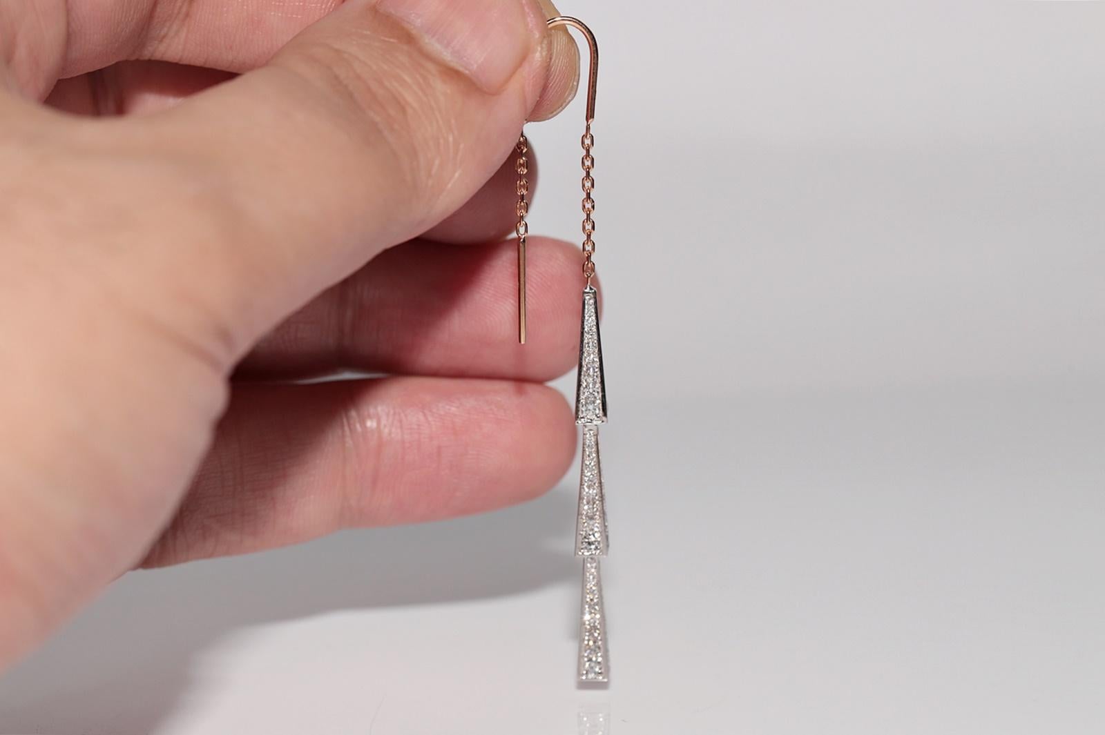 Orecchino a goccia decorato con diamanti naturali in oro 18k in vendita 4