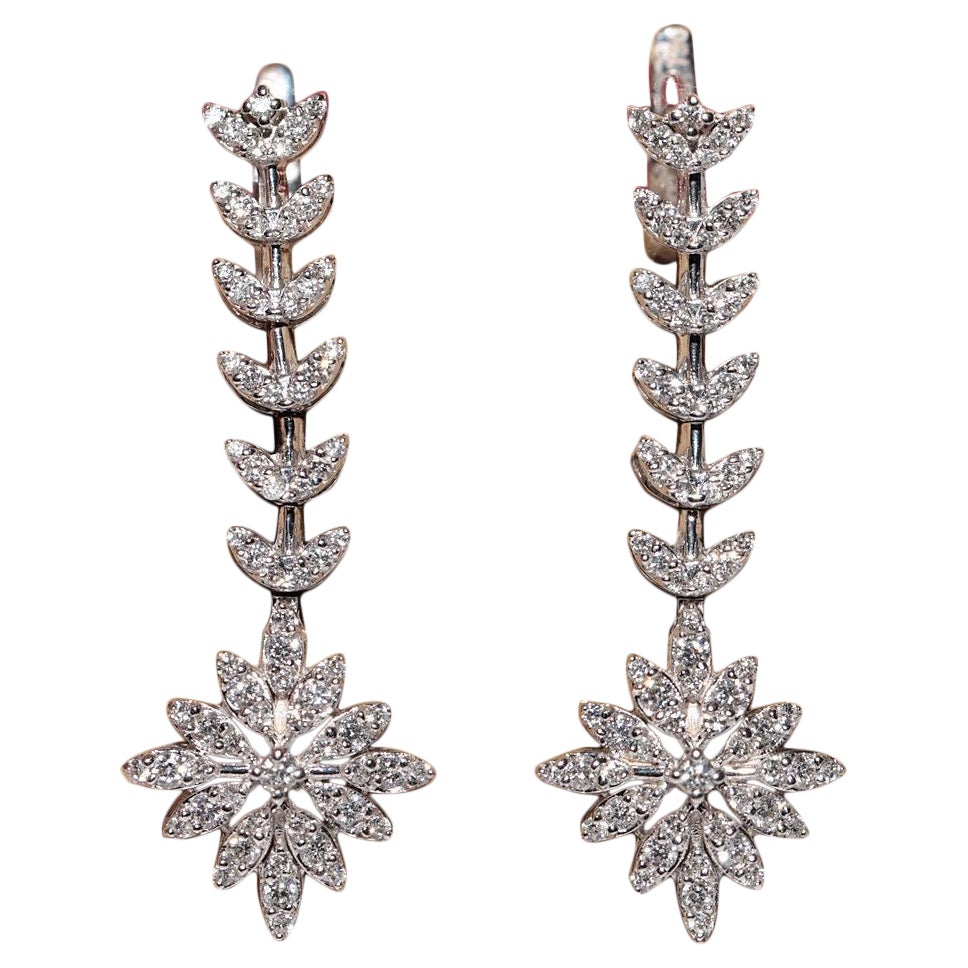 18 Karat Gold Natürlicher Diamant Dekorierter Blumen-Tropfen-Ohrring