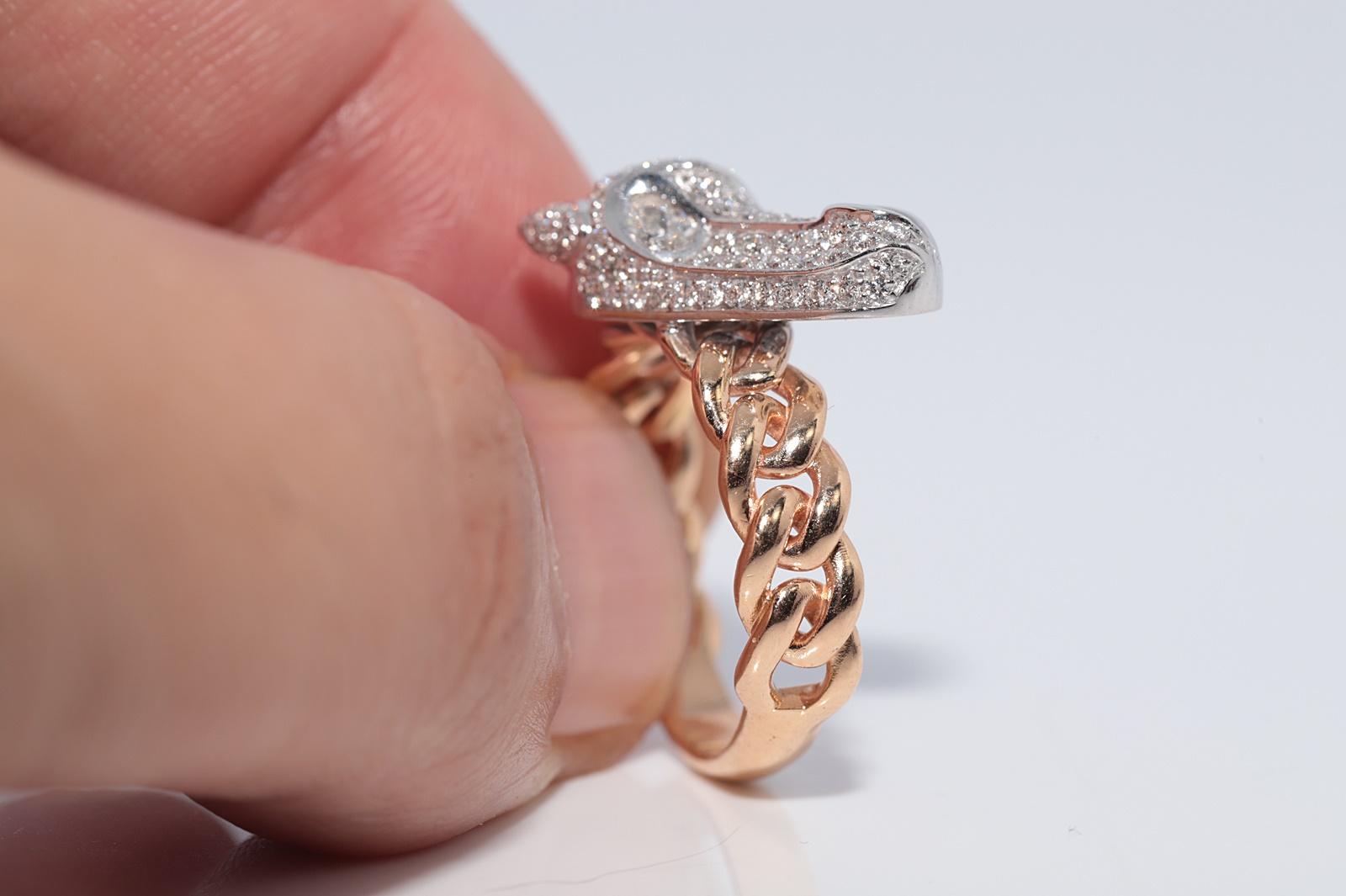 Bague en or 18k à tête de cheval décorée de diamants naturels en vente 2