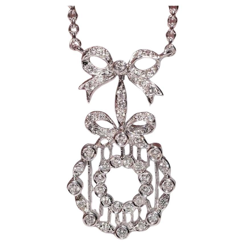 18k Gold Natural Diamond Decorated Pendant Necklace