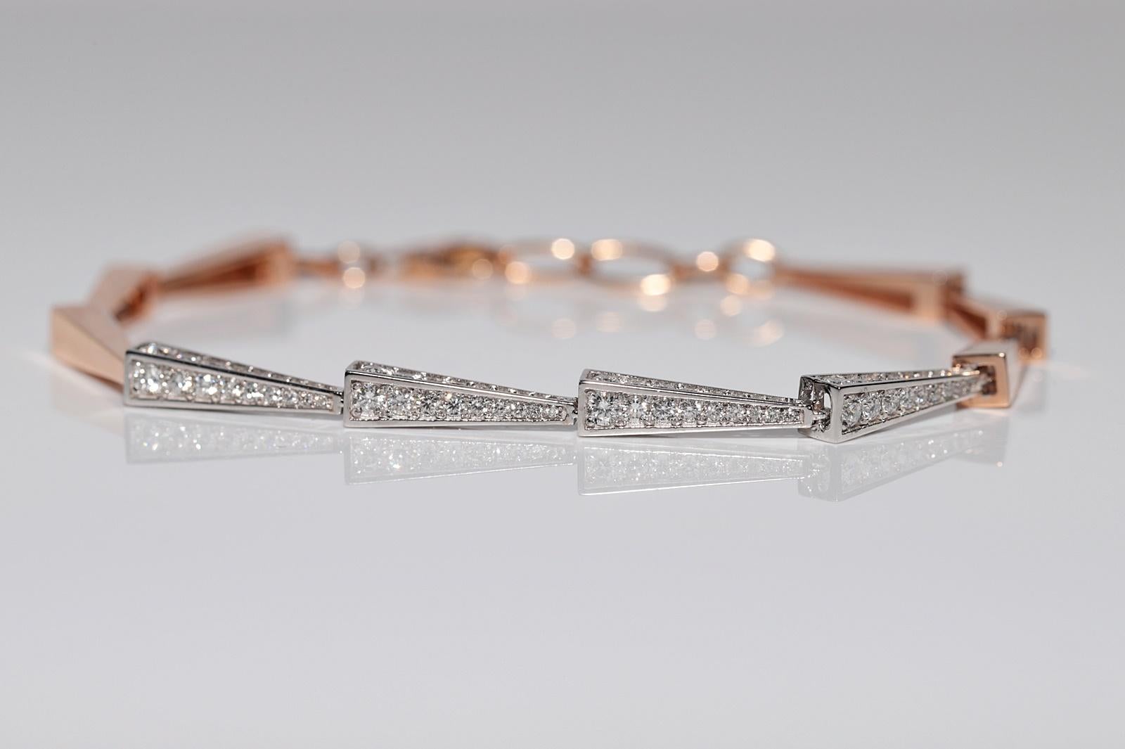 18k Gold Natural Diamond Decorated Pretty Bracelet Corte brillante en venta