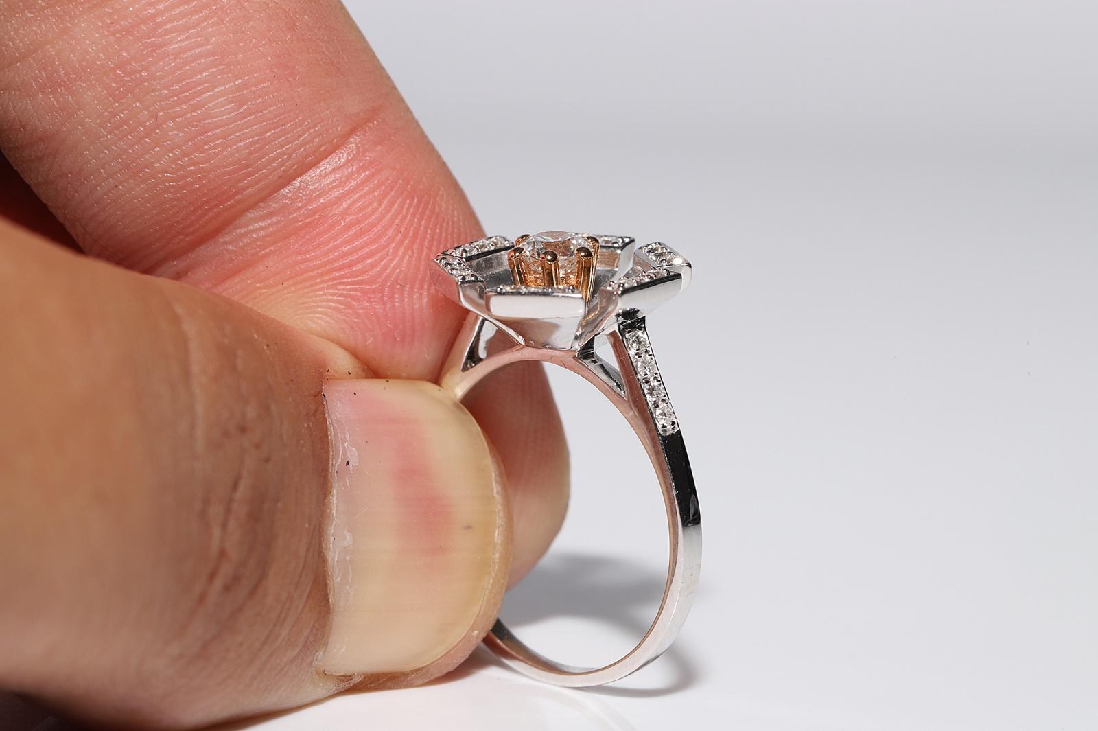 Jolie bague en or 18k ornée de diamants naturels Pour femmes en vente