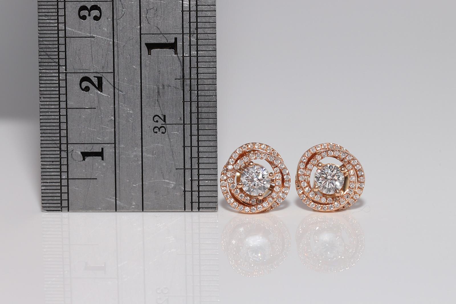 Boucle d'oreille en or 18k ornée de diamants naturels de forme ronde Bon état - En vente à Fatih/İstanbul, 34