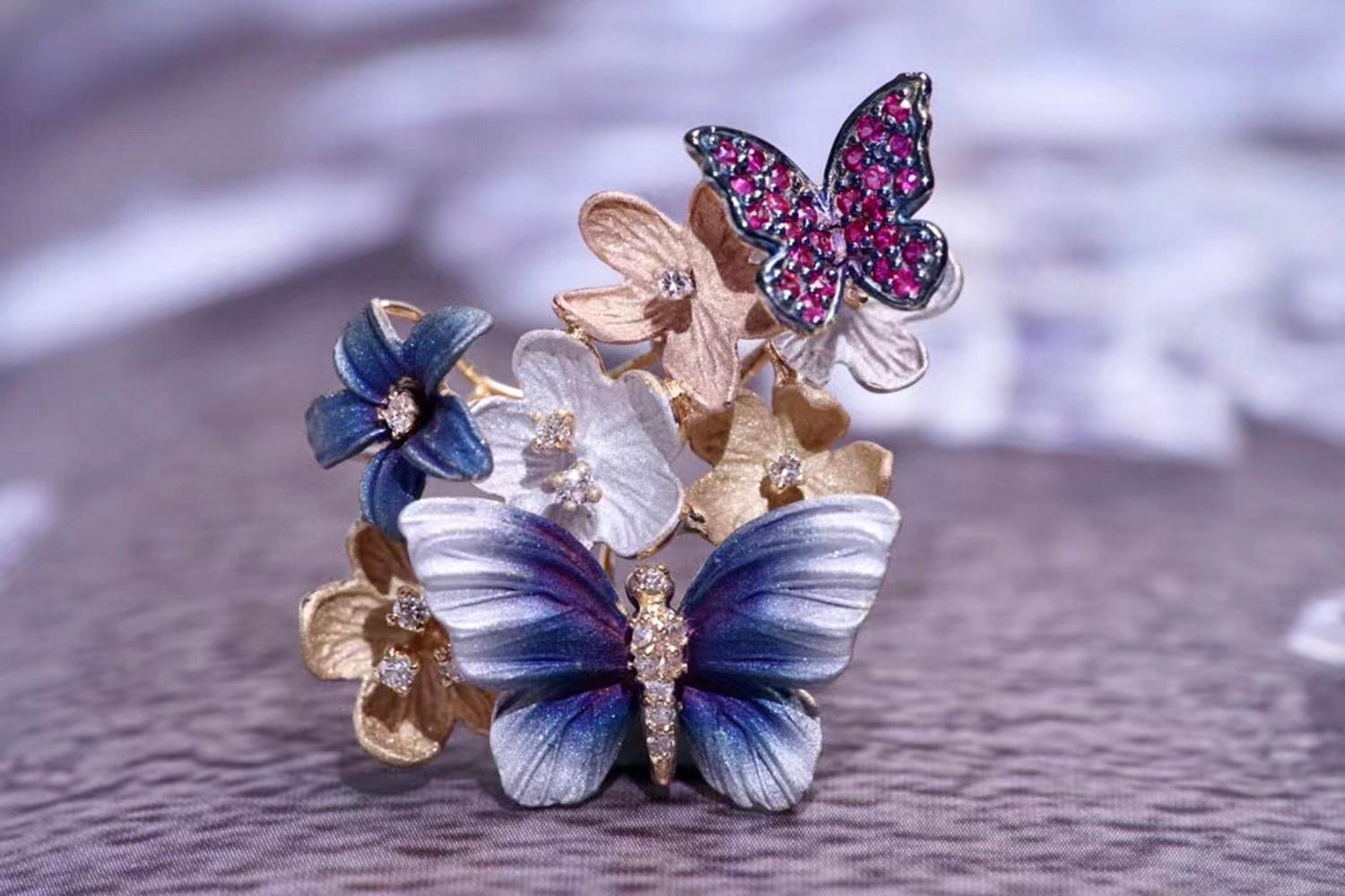 Modern 18K Gold Natural Diamond & Ruby 'Butterfly Garden' Pendant Necklace For Sale