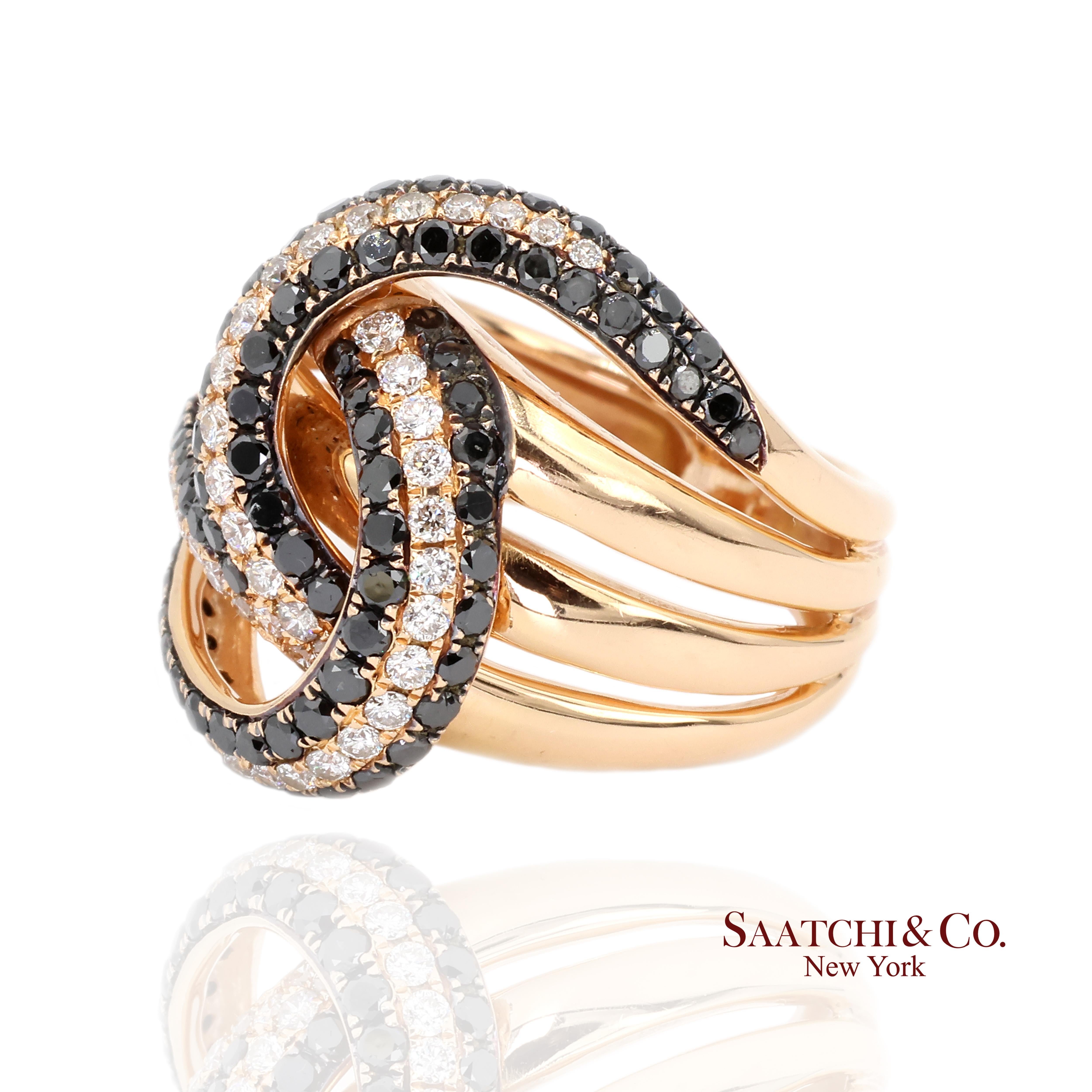 Contemporain Bague en or blanc et jaune 18k avec diamant naturel en vente