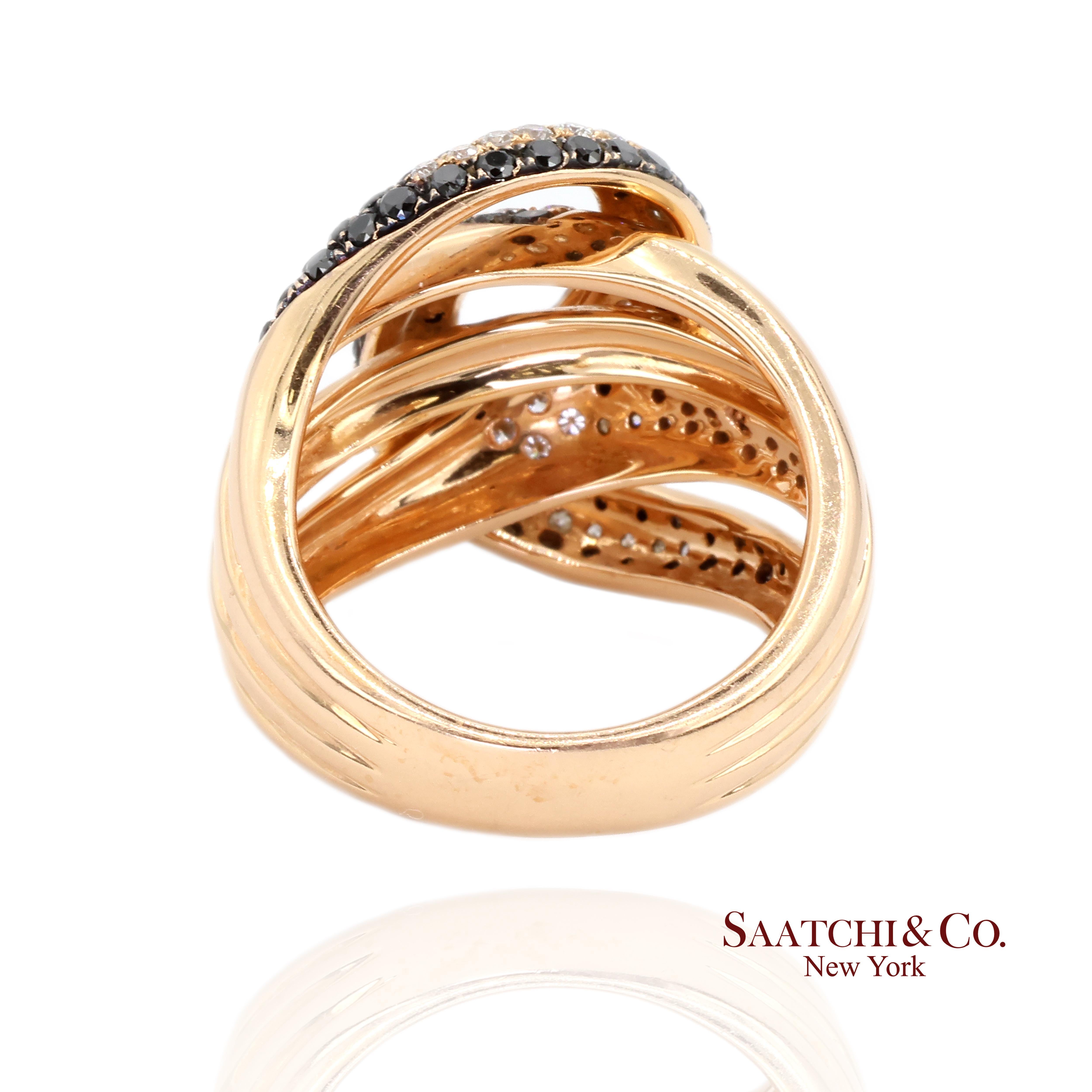 Bague en or blanc et jaune 18k avec diamant naturel Excellent état - En vente à New York, NY